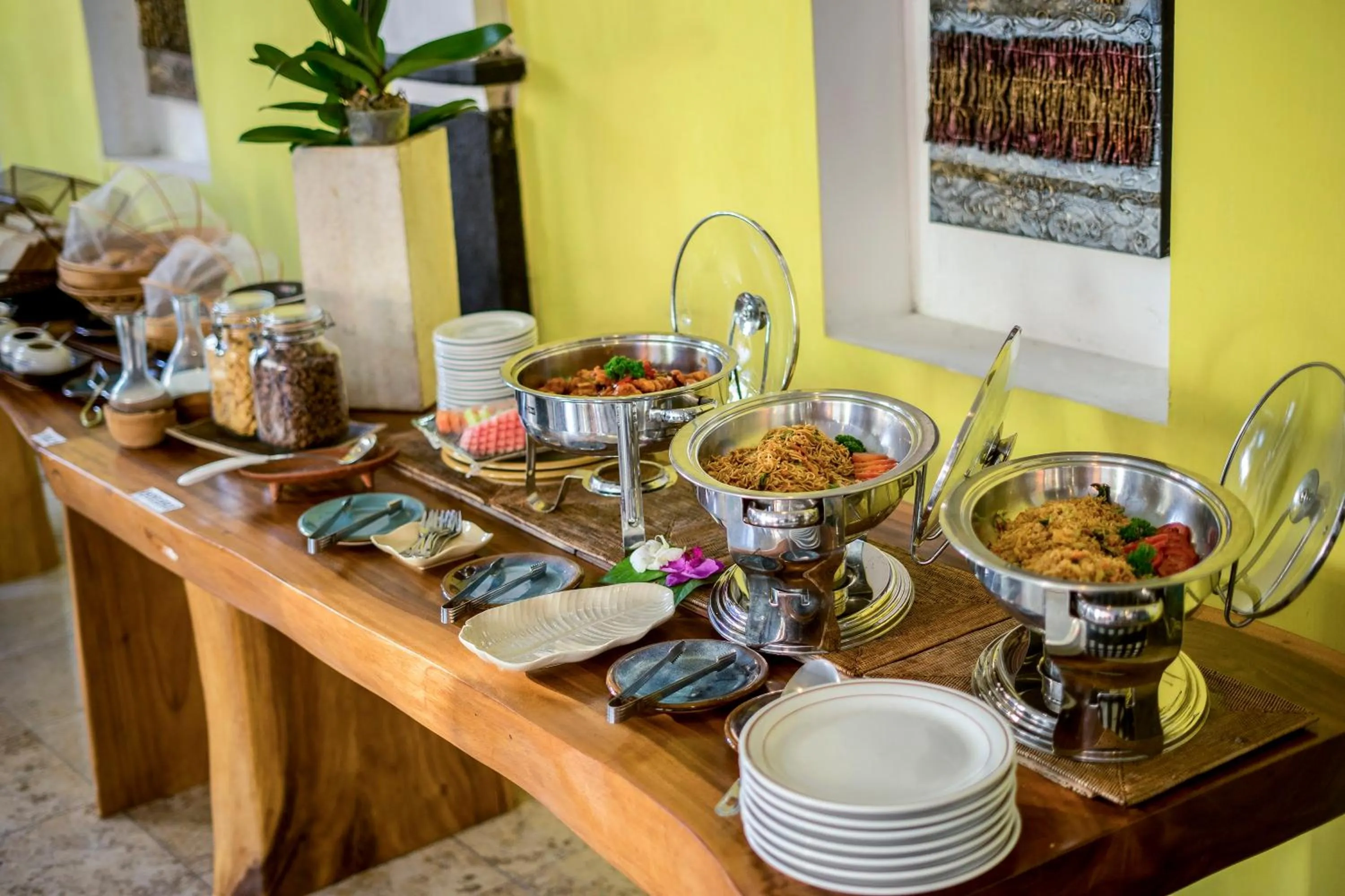 Buffet breakfast in Royal Hotel and Villa Bali