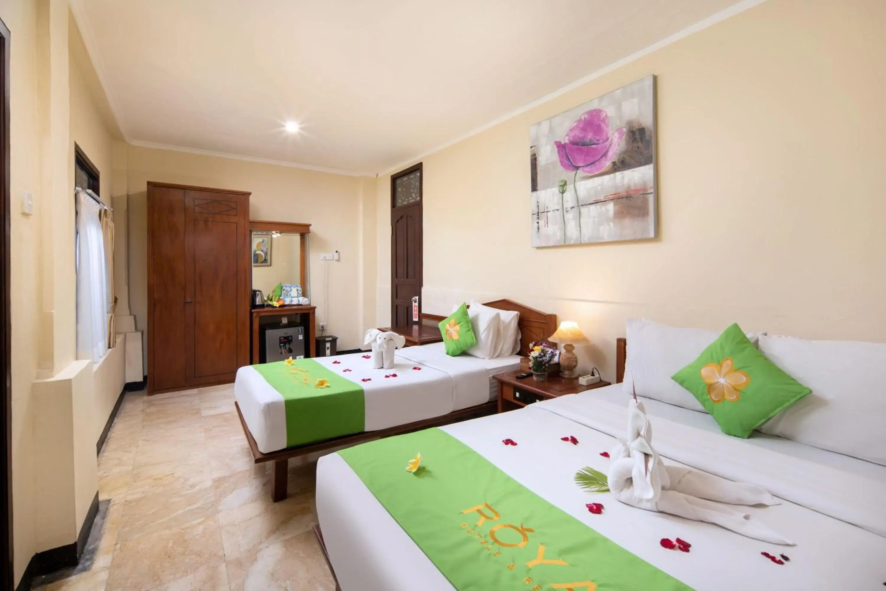 Superior Triple Room in Royal Hotel and Villa Bali Superior Triple Room in Royal Hotel and Villa Bali