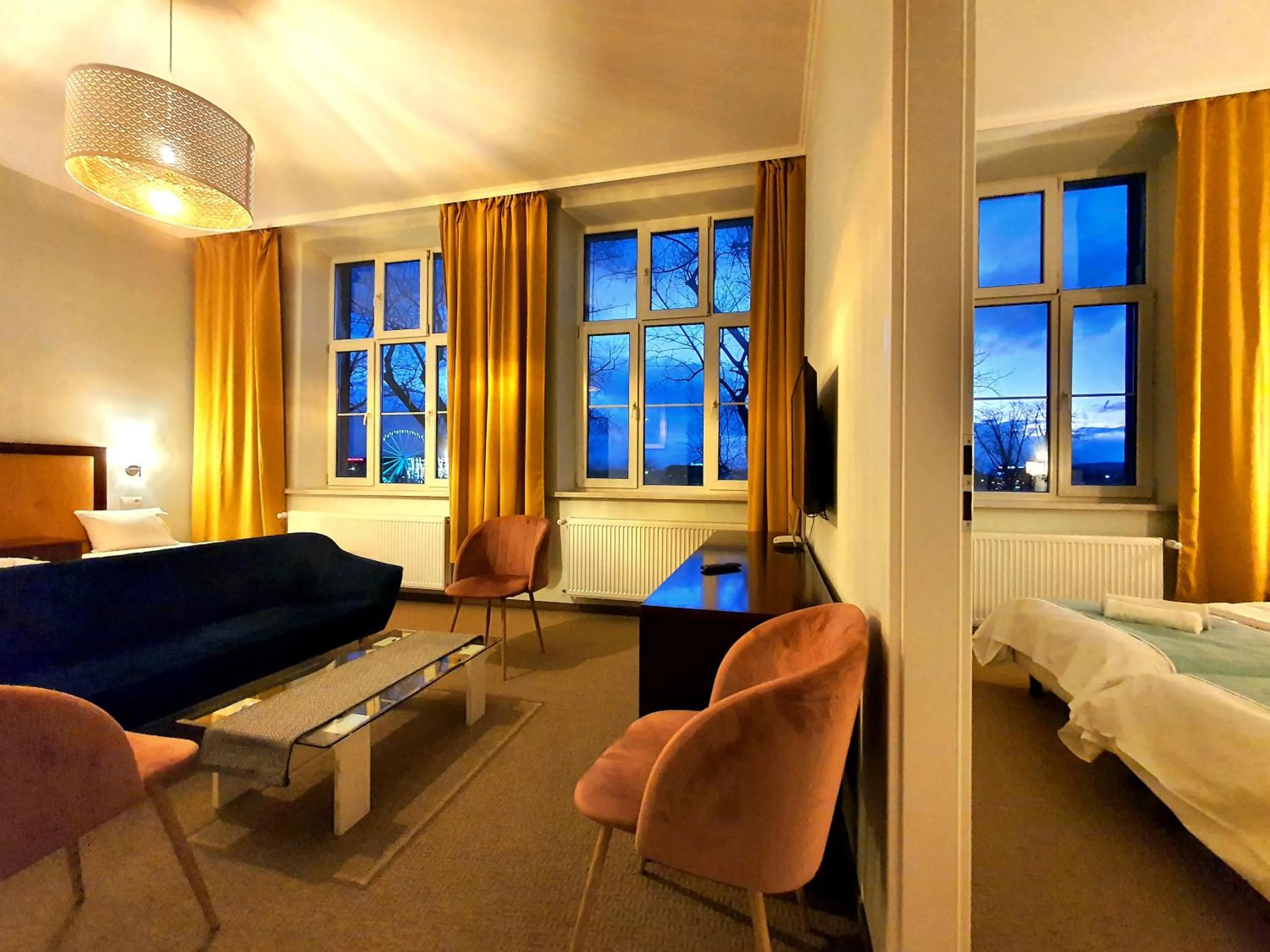 Photo of the whole room, Seating Area in Holiday Suites Cracow