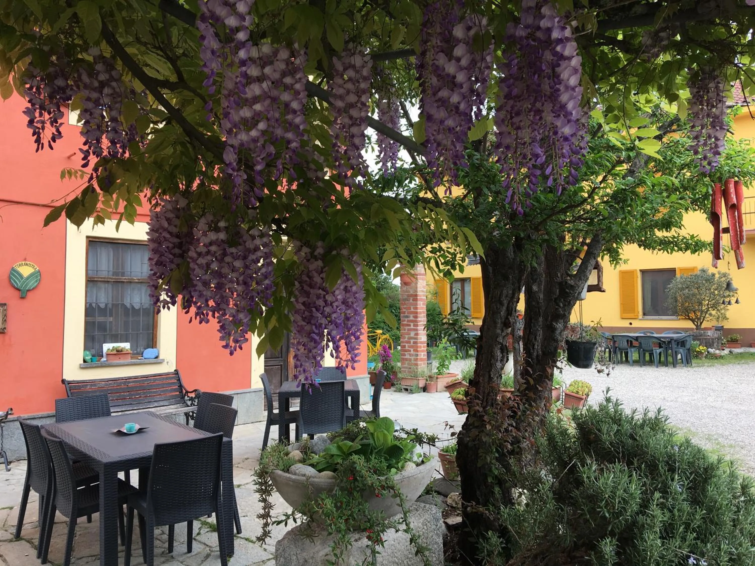 Facade/entrance in Agriturismo La Mussia