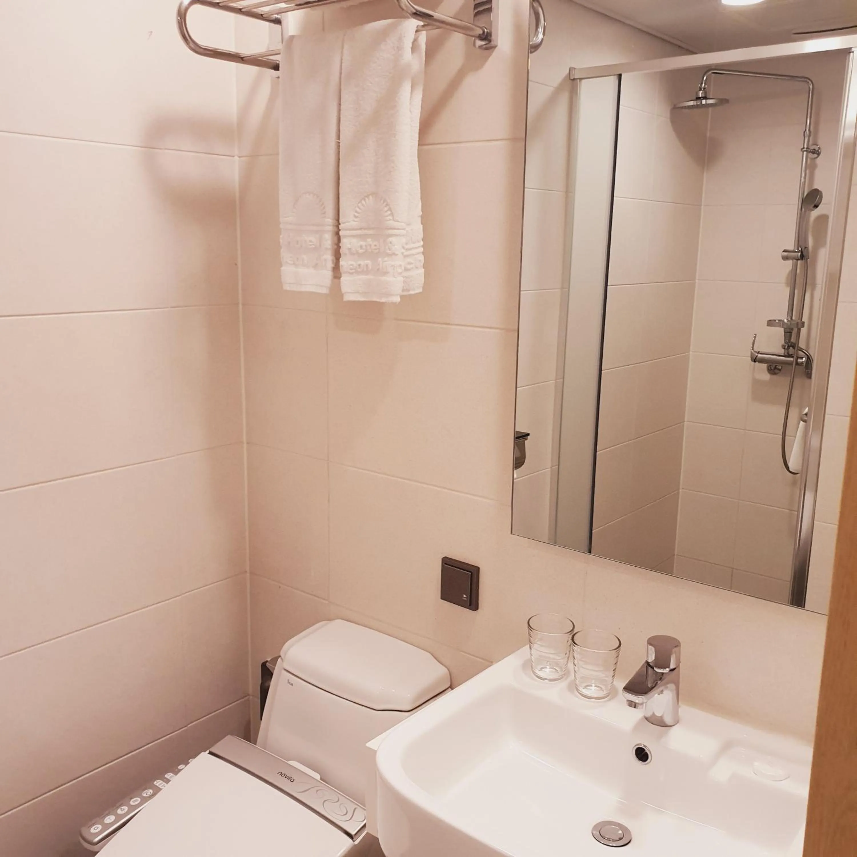 Days Hotel & Suites by Wyndham Incheon Airport