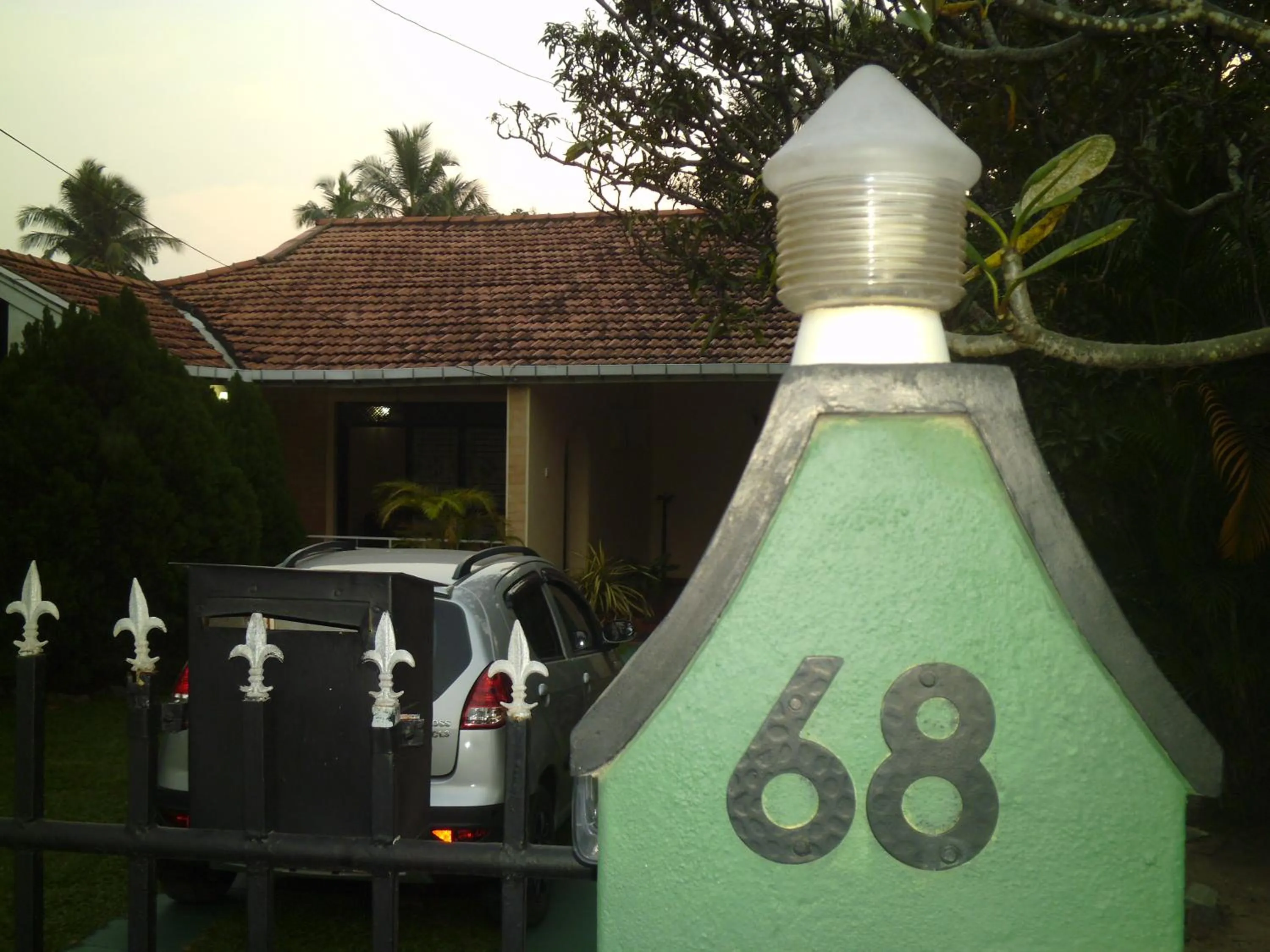 Property logo or sign in Mama's Hostel by Taprobane