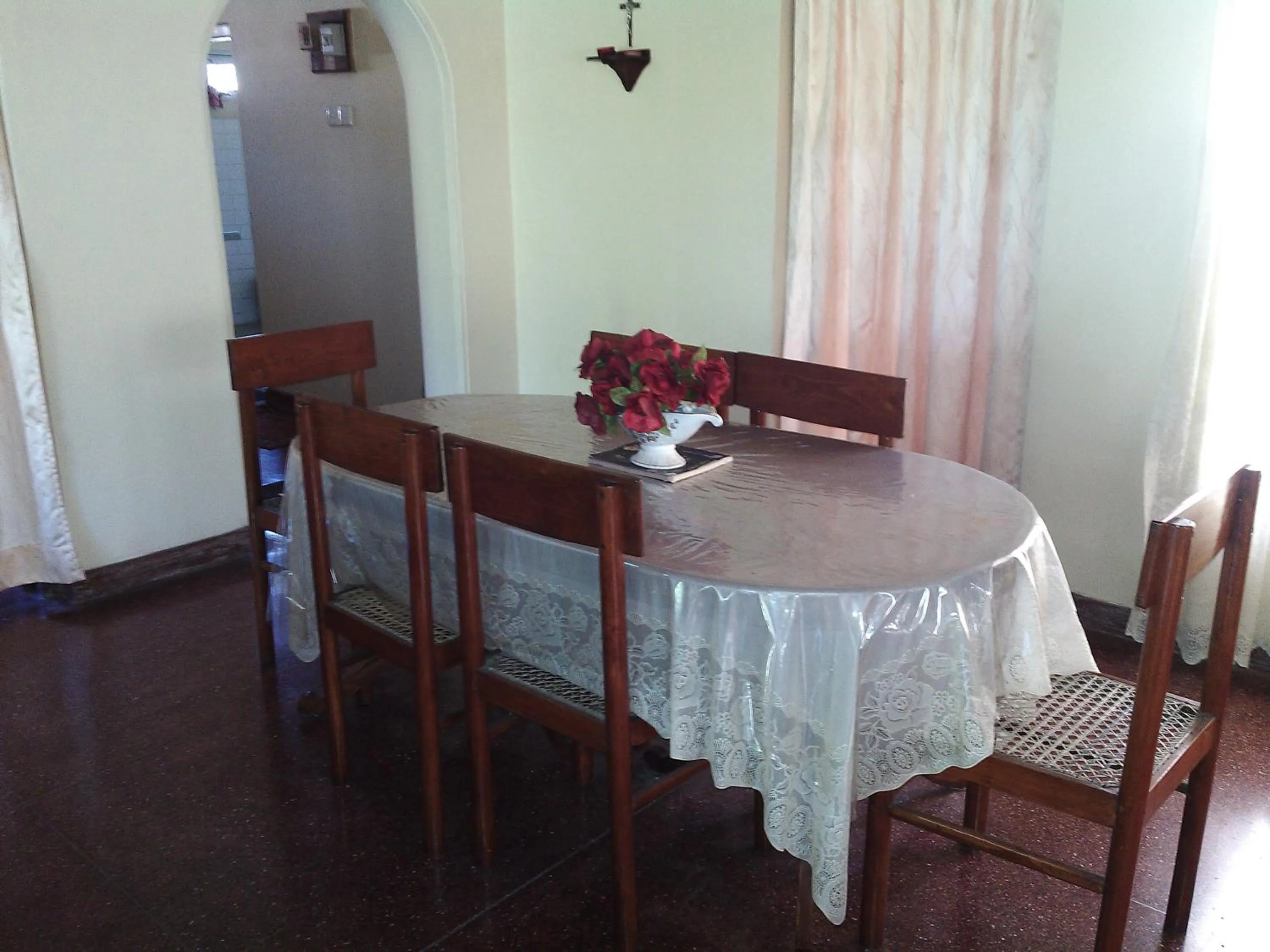 Dining area in Mama's Hostel by Taprobane