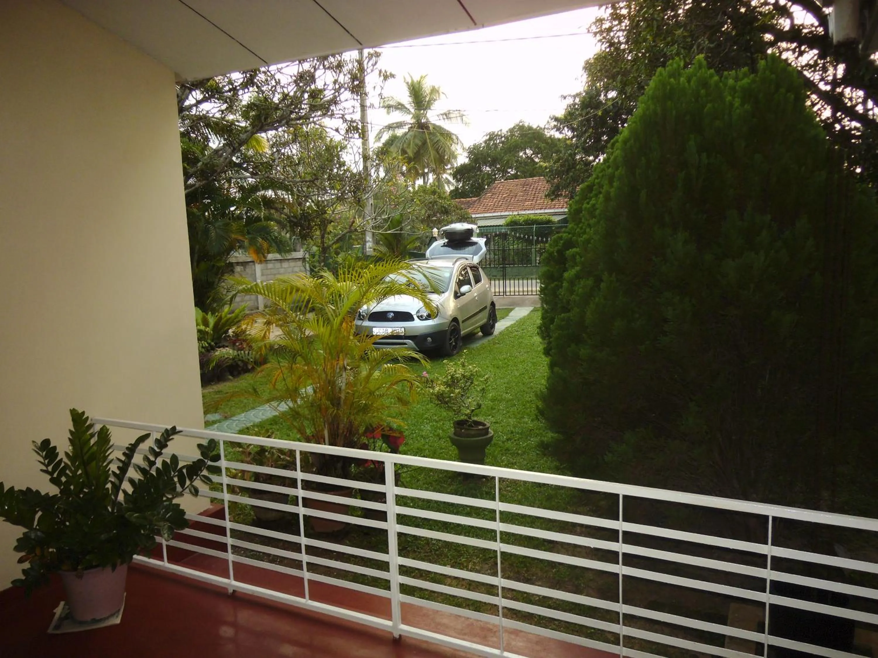 On site in Mama's Hostel by Taprobane