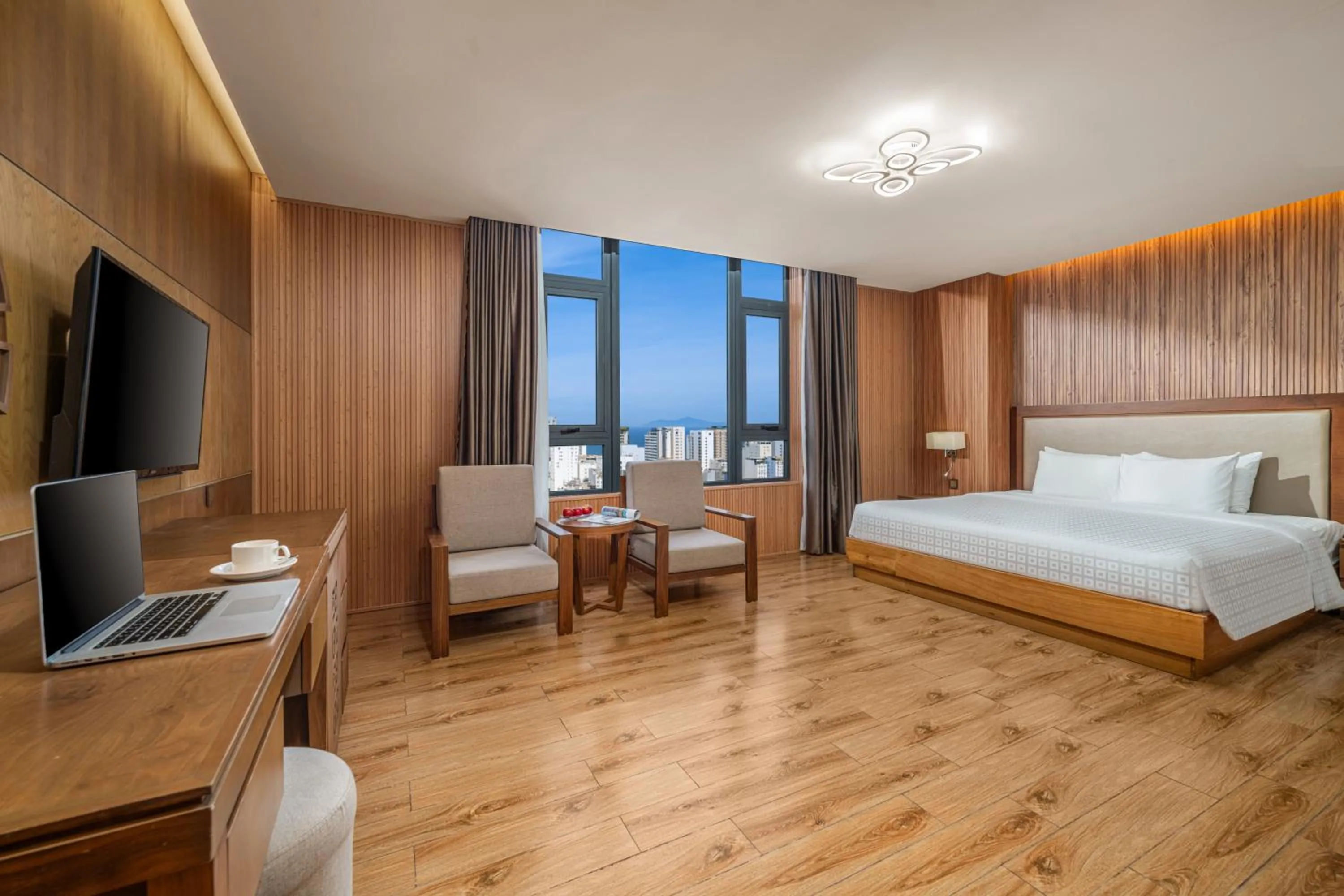 View (from property/room), Bed in Nhu Minh Plaza Danang Hotel