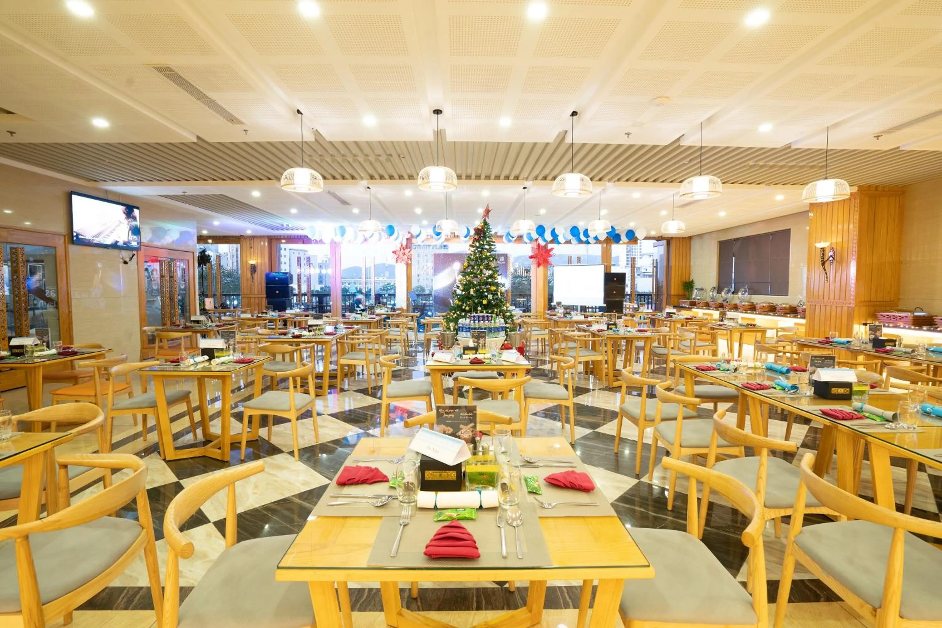 Property building in Nhu Minh Plaza Danang Hotel