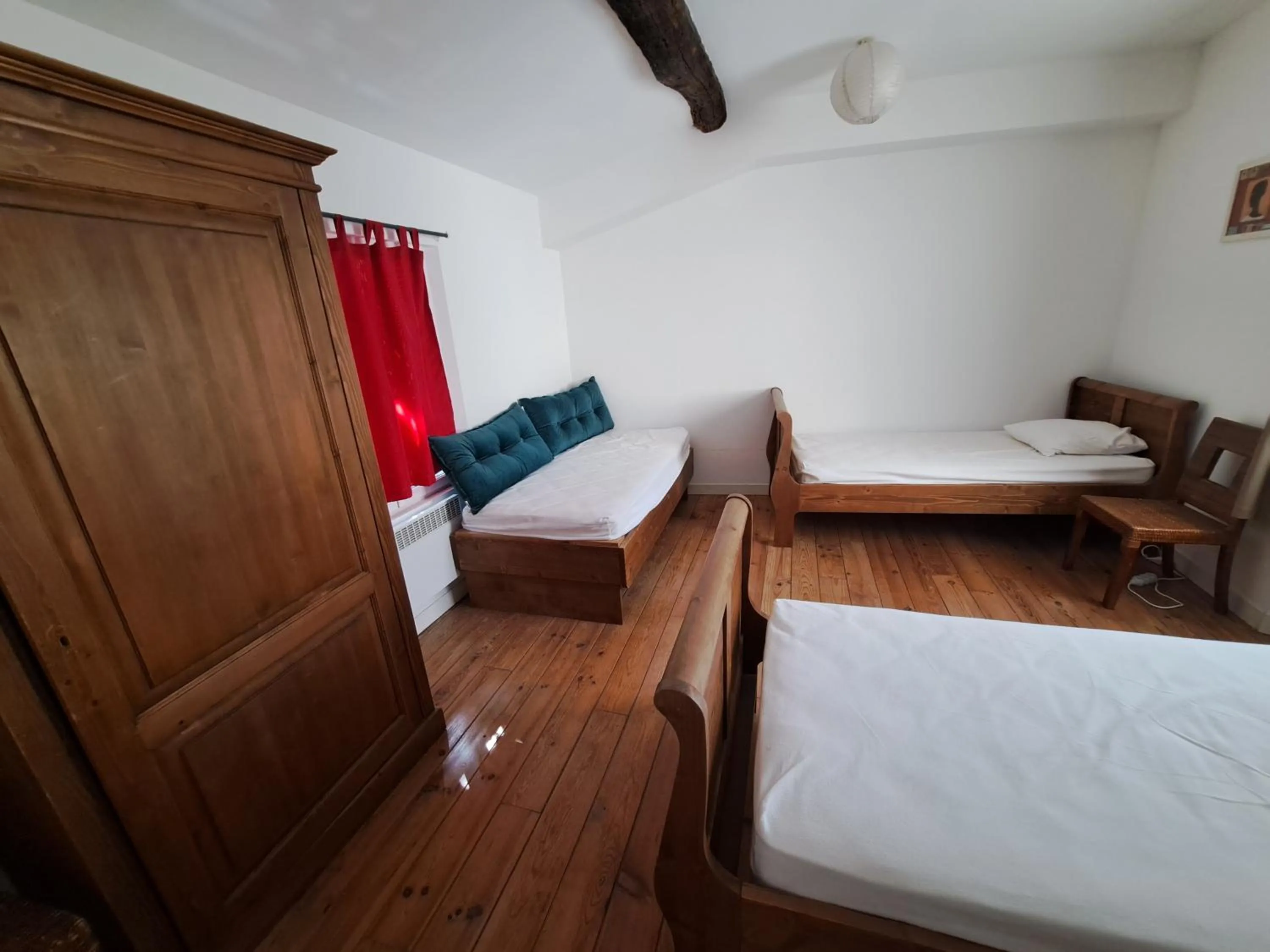 Photo of the whole room, Bed in Appart-Hôtel Résidence Maloc