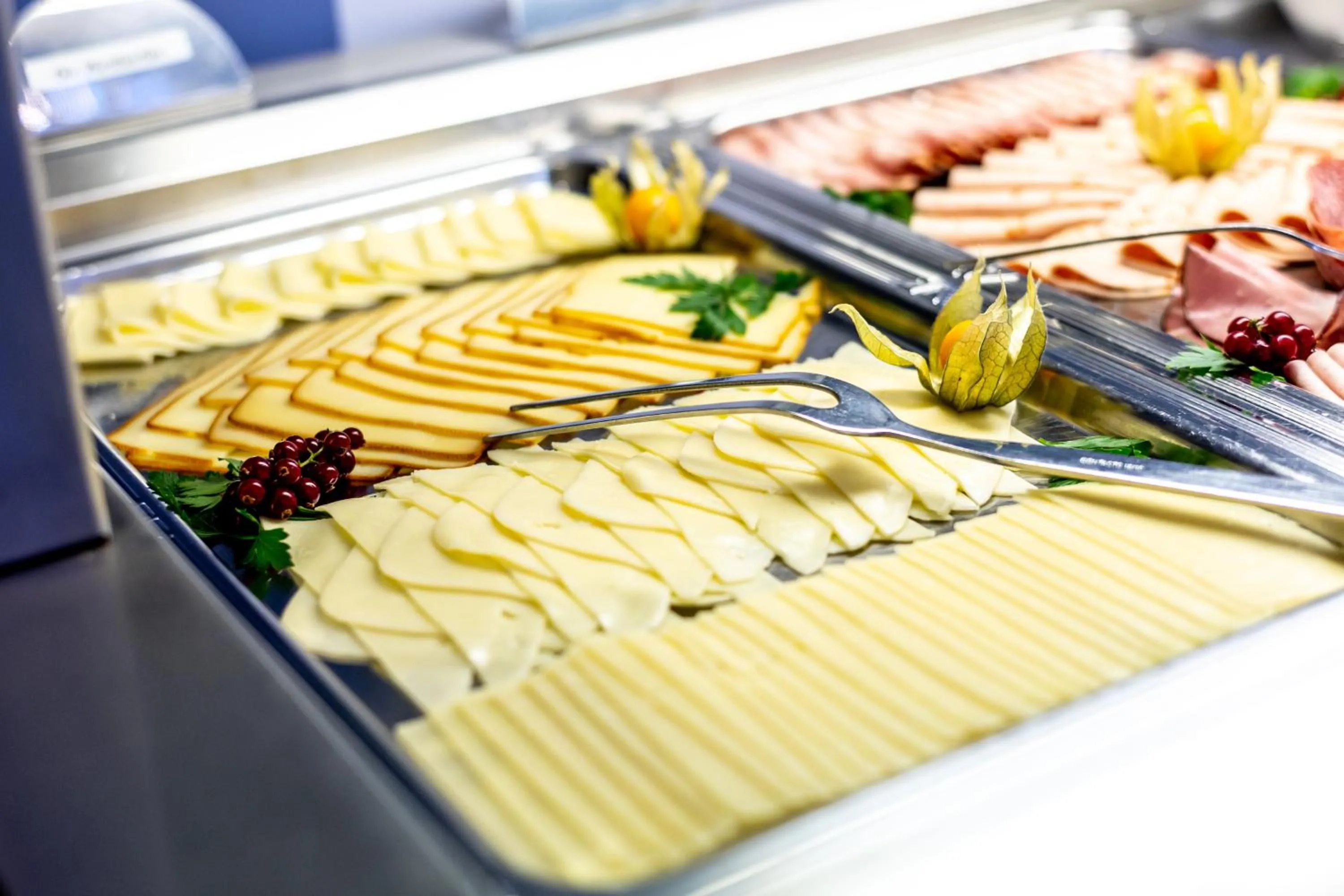 Breakfast in Lenas Donau Hotel