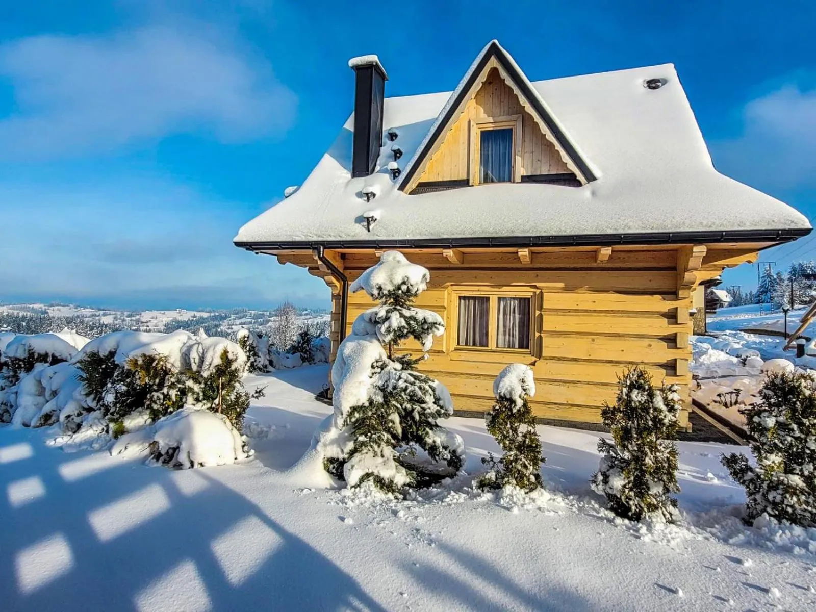 Property building in Domki Górskie Janosik, Kwicoł i Pyzdra Jacuzzi, Sauna
