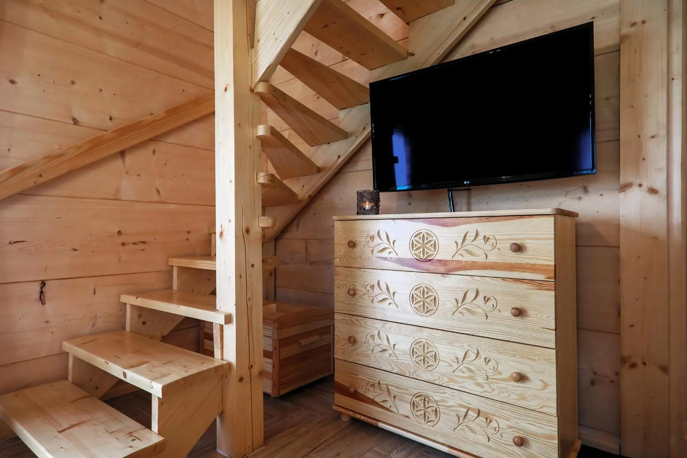Property building in Domki Górskie Janosik, Kwicoł i Pyzdra Jacuzzi, Sauna