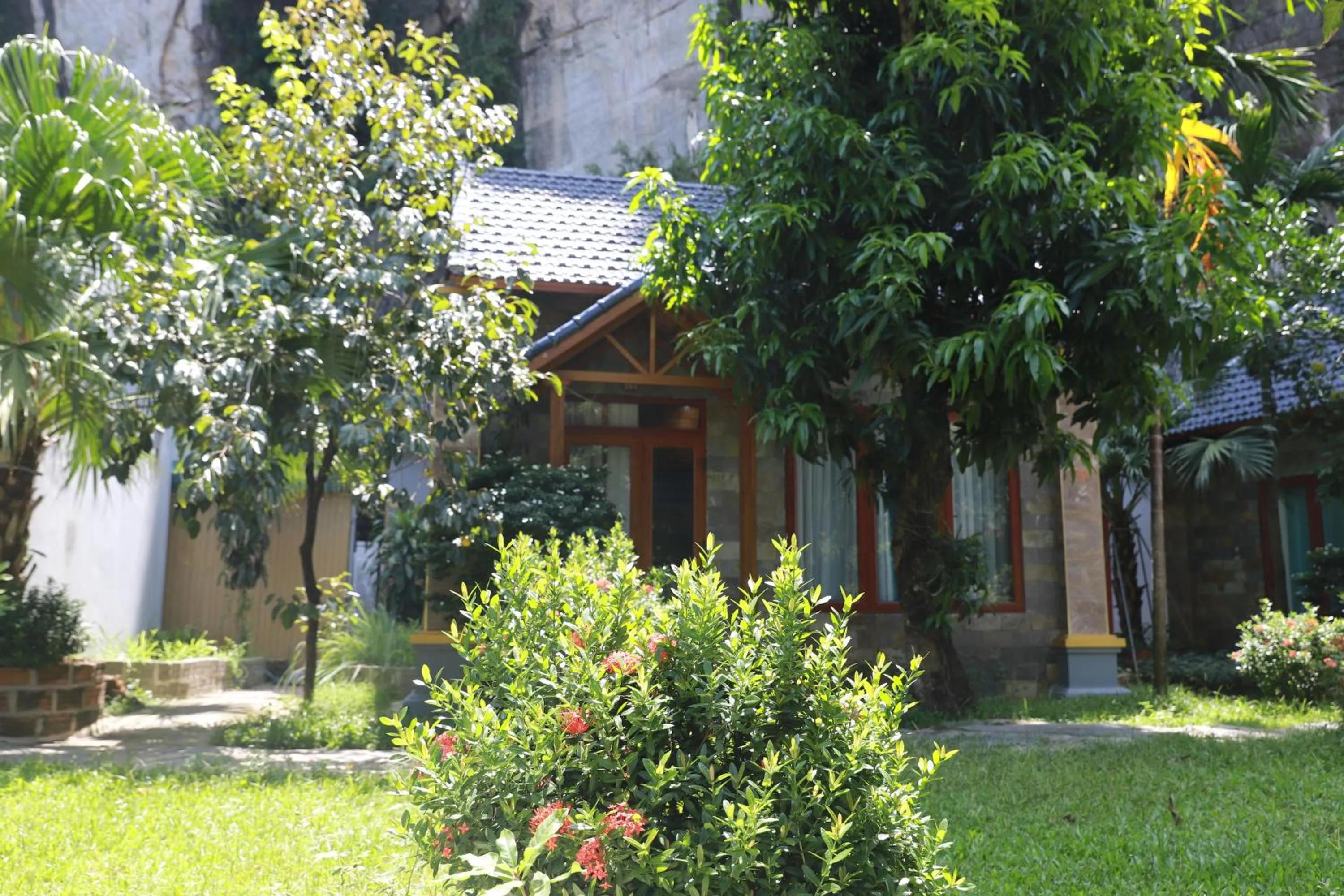 Garden in Trang An River View Homestay