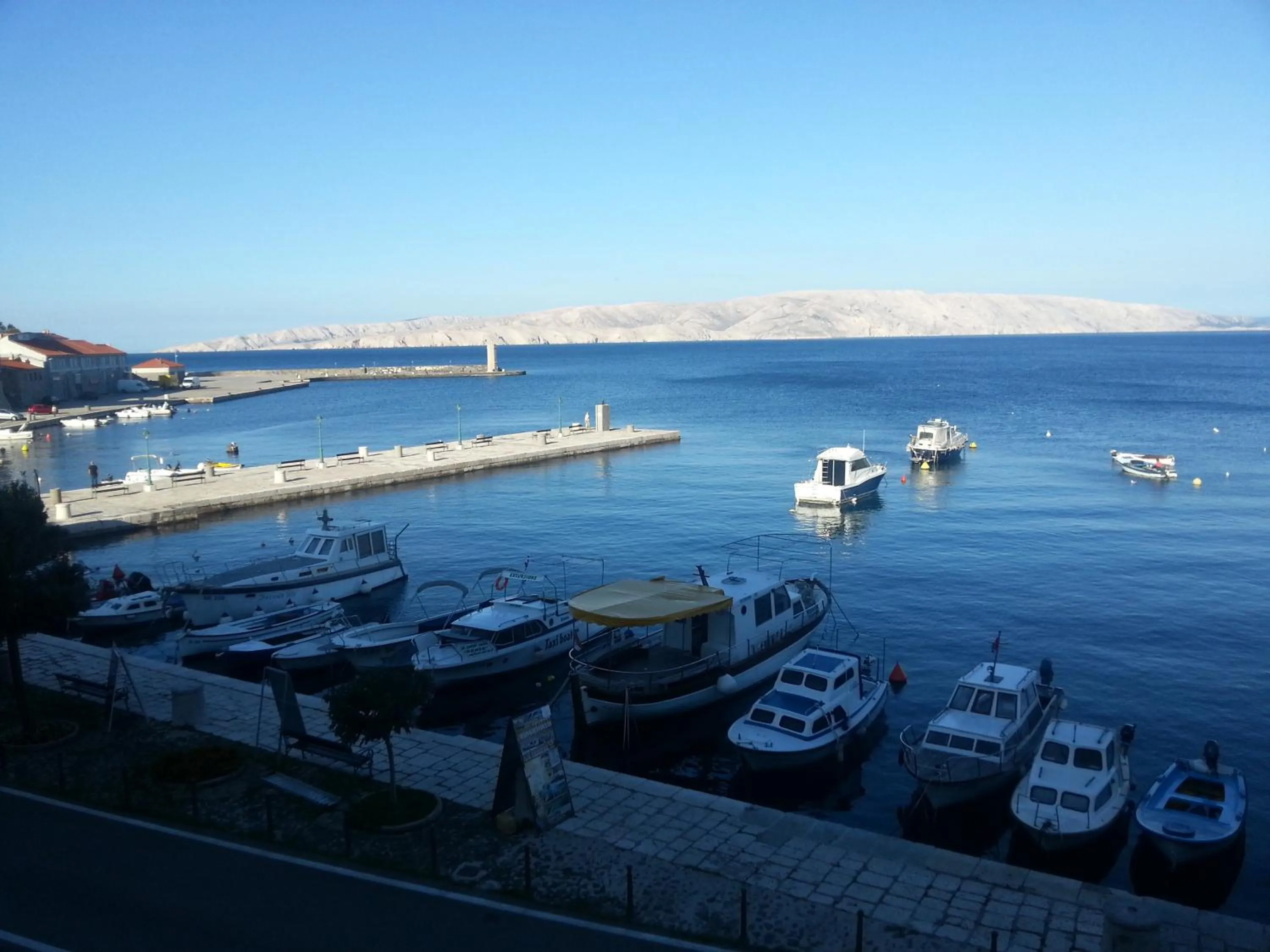 Day in BC Better Choice Apartments with Central Heating