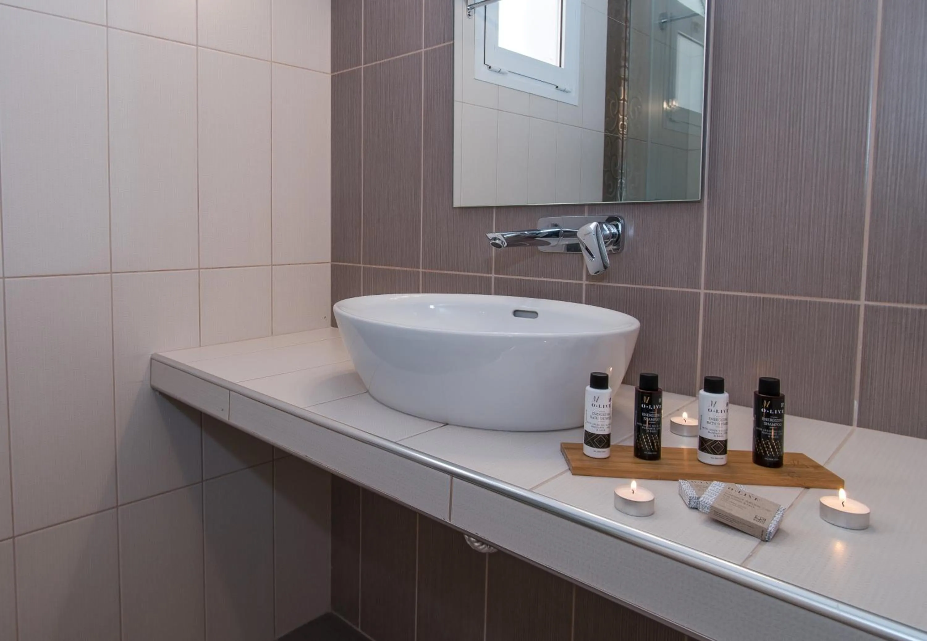 Bathroom in Edelweiss Hotel