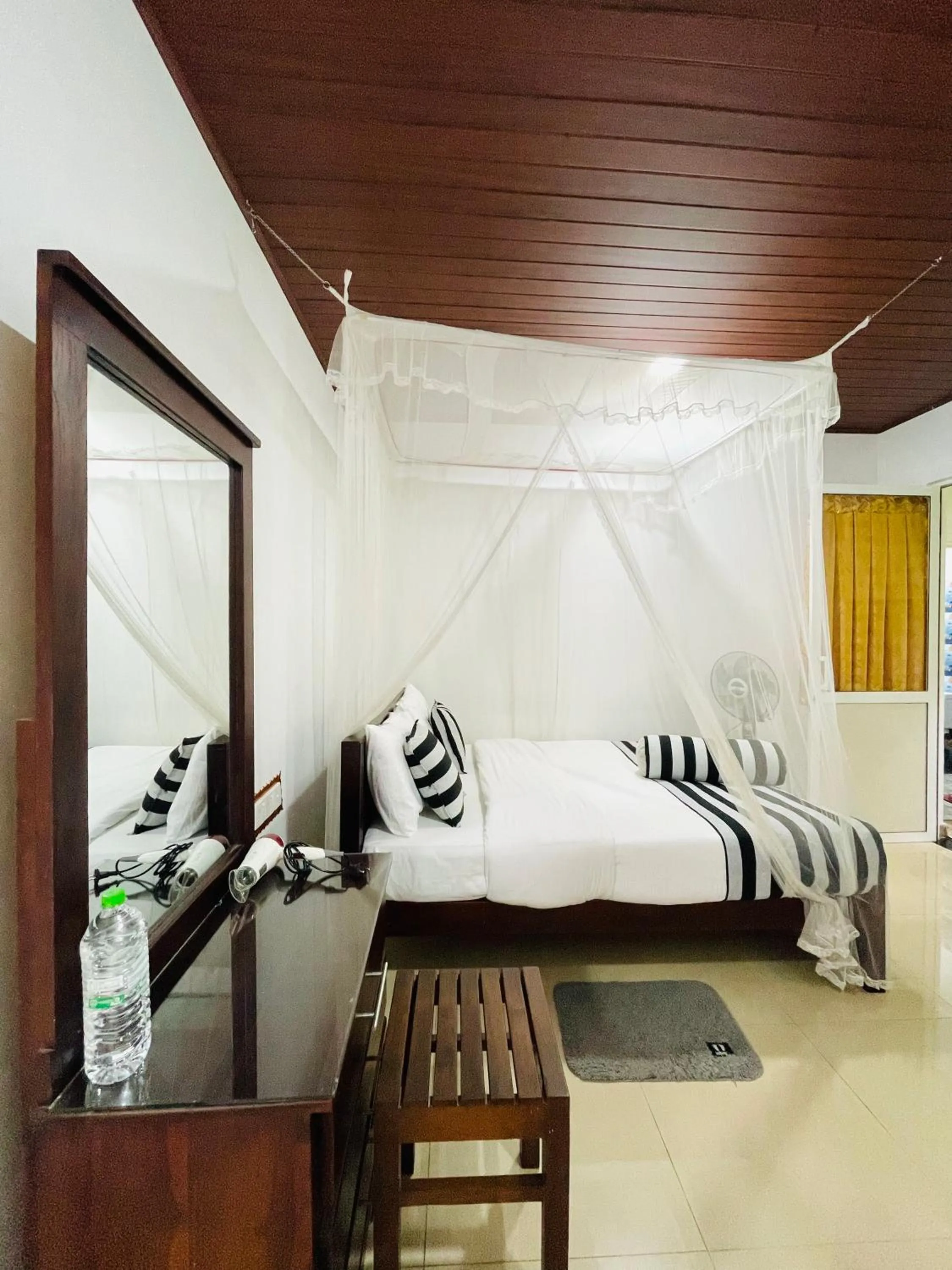 Bed in Pleasant View Ella