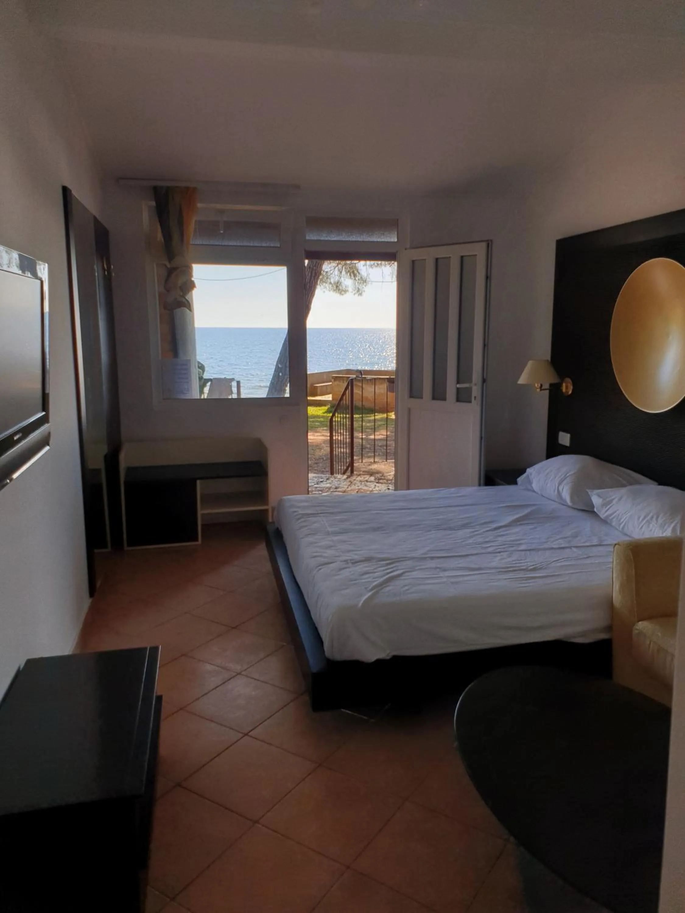 TV and multimedia in Family Bungalow Pineta