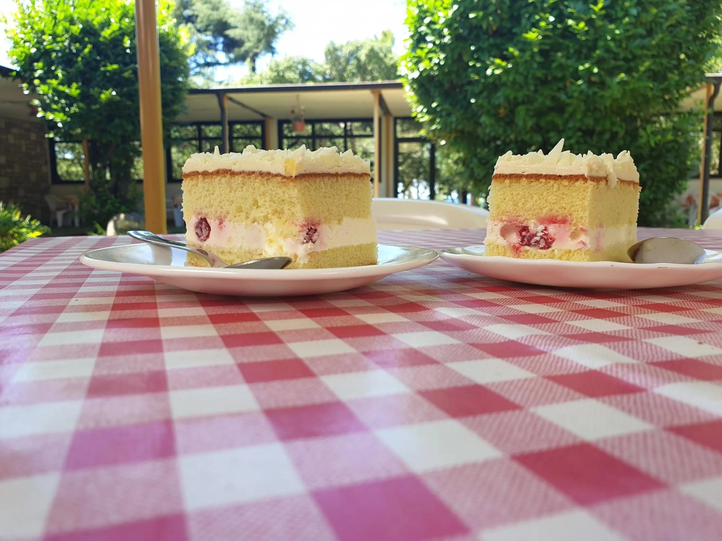 Restaurant/places to eat in Family Bungalow Pineta