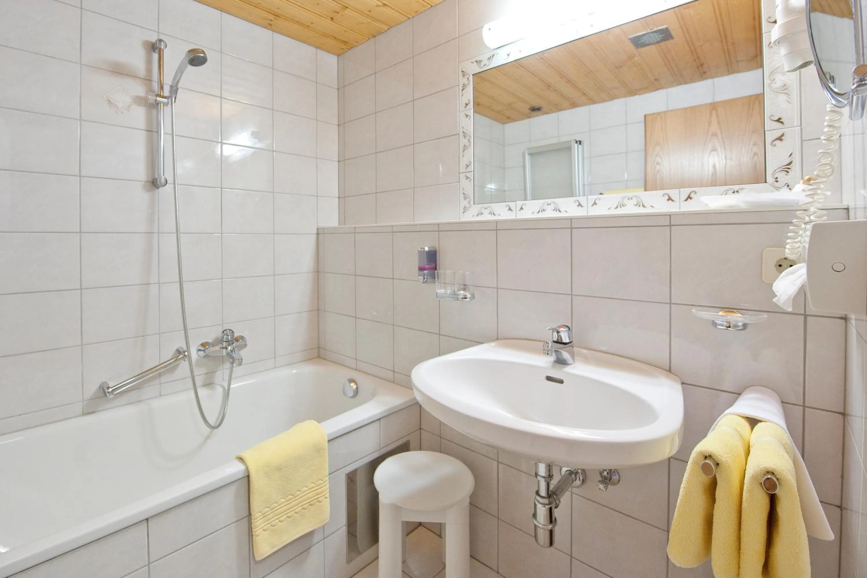 Bathroom in Hotel Jagdhof Bed & Breakfast