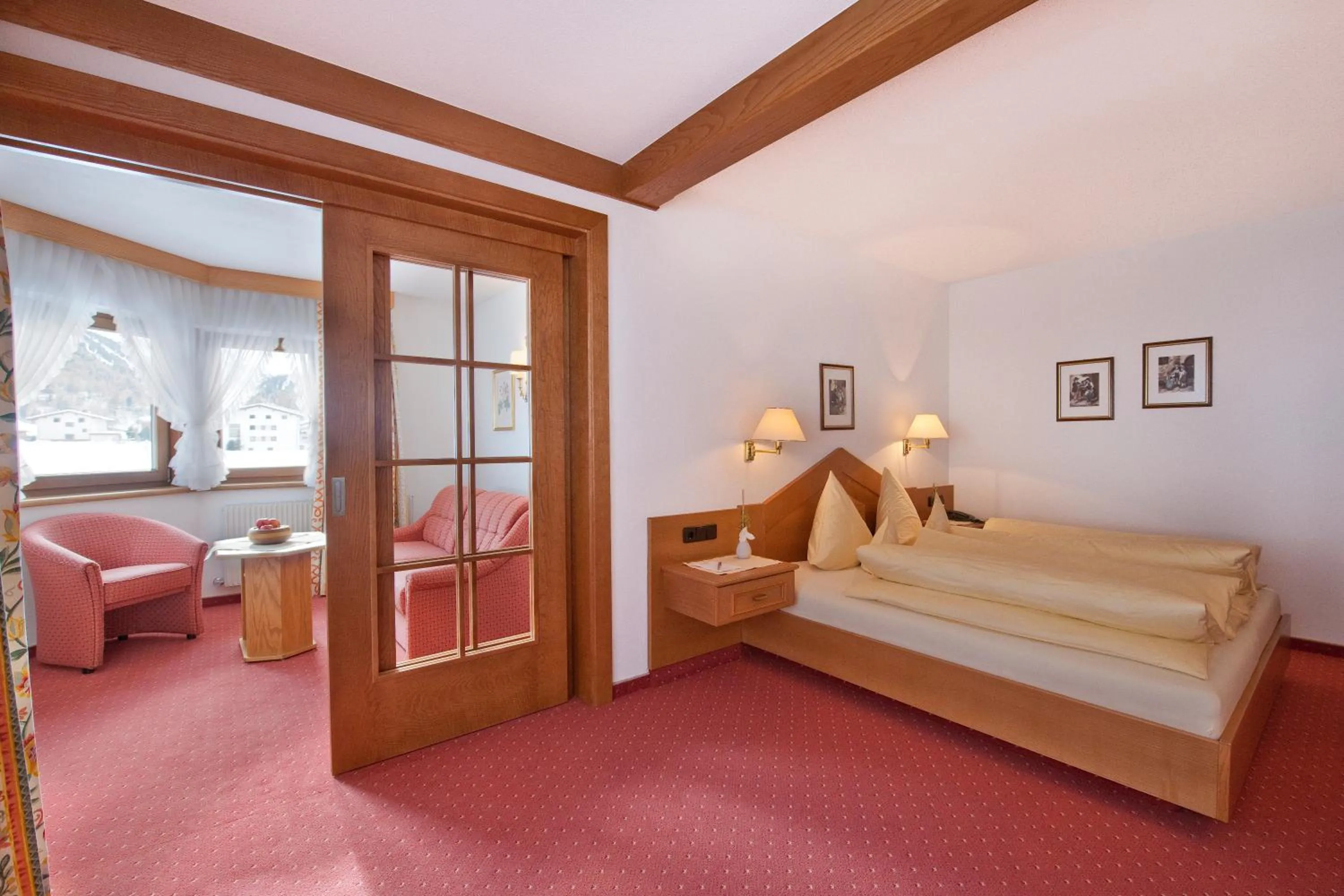 Bed in Hotel Jagdhof Bed & Breakfast