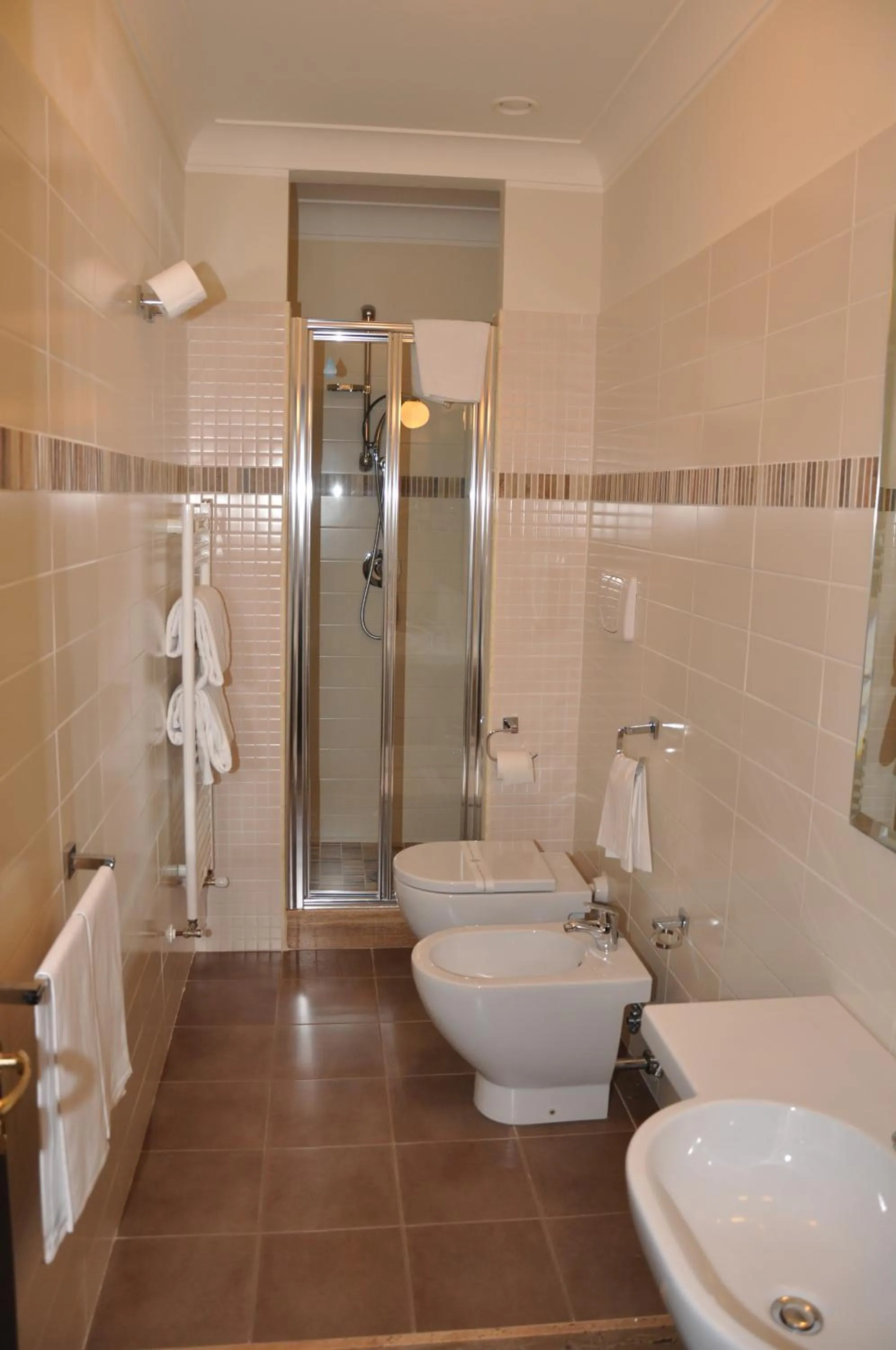 Bathroom in Hotel Fontana Del Re