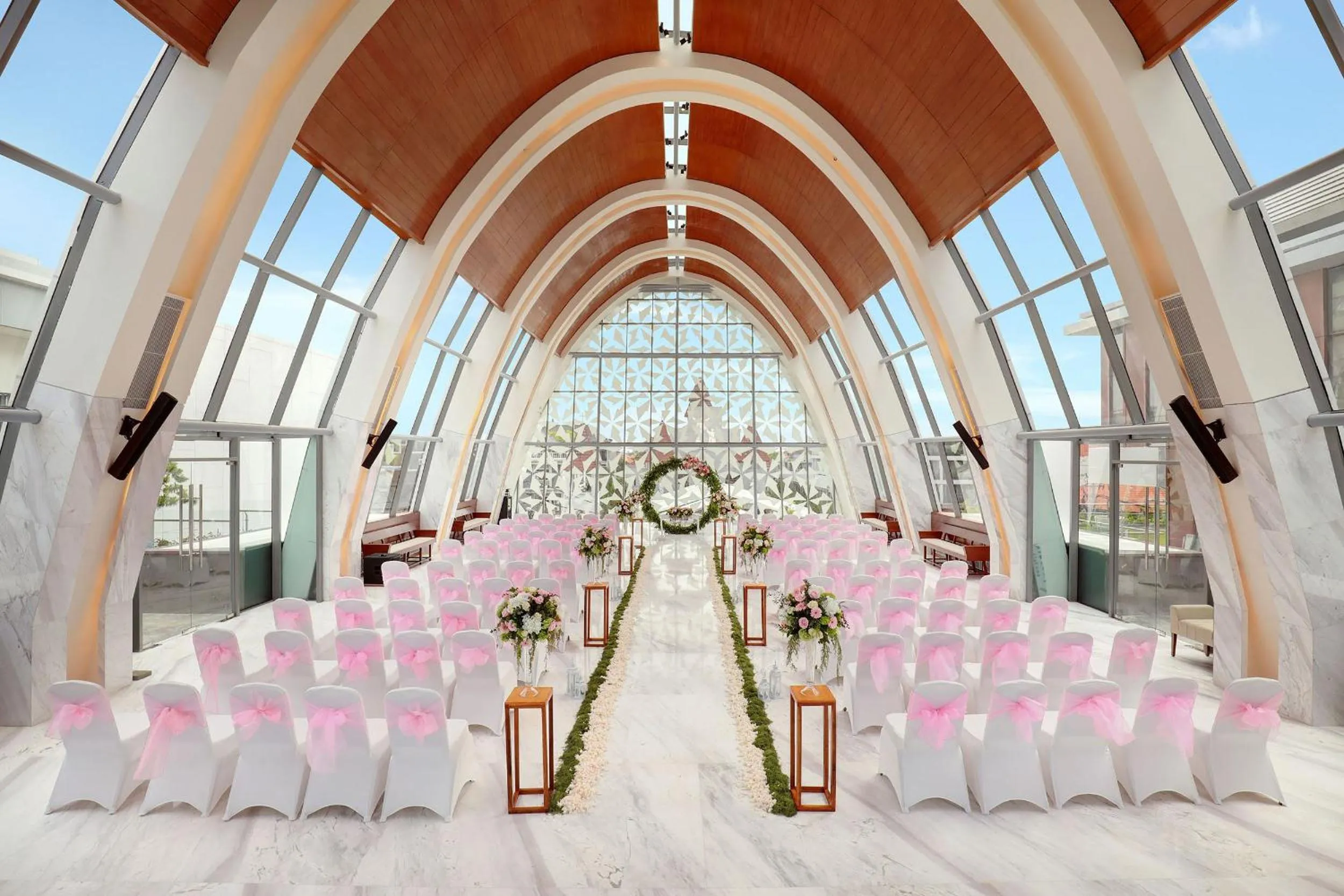 Banquet/Function facilities in Aryaduta Bali