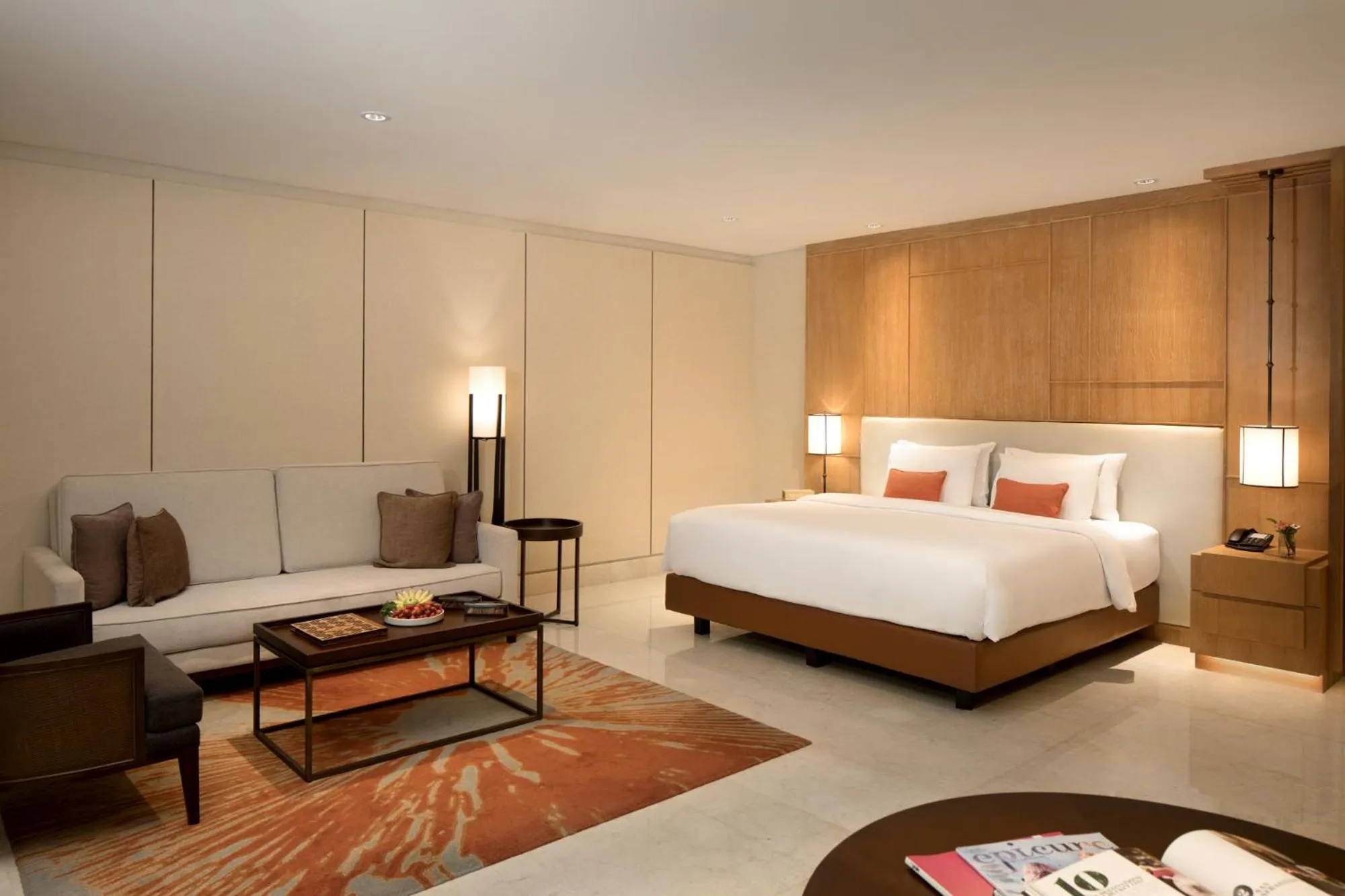 Living room, Bed in Aryaduta Bali