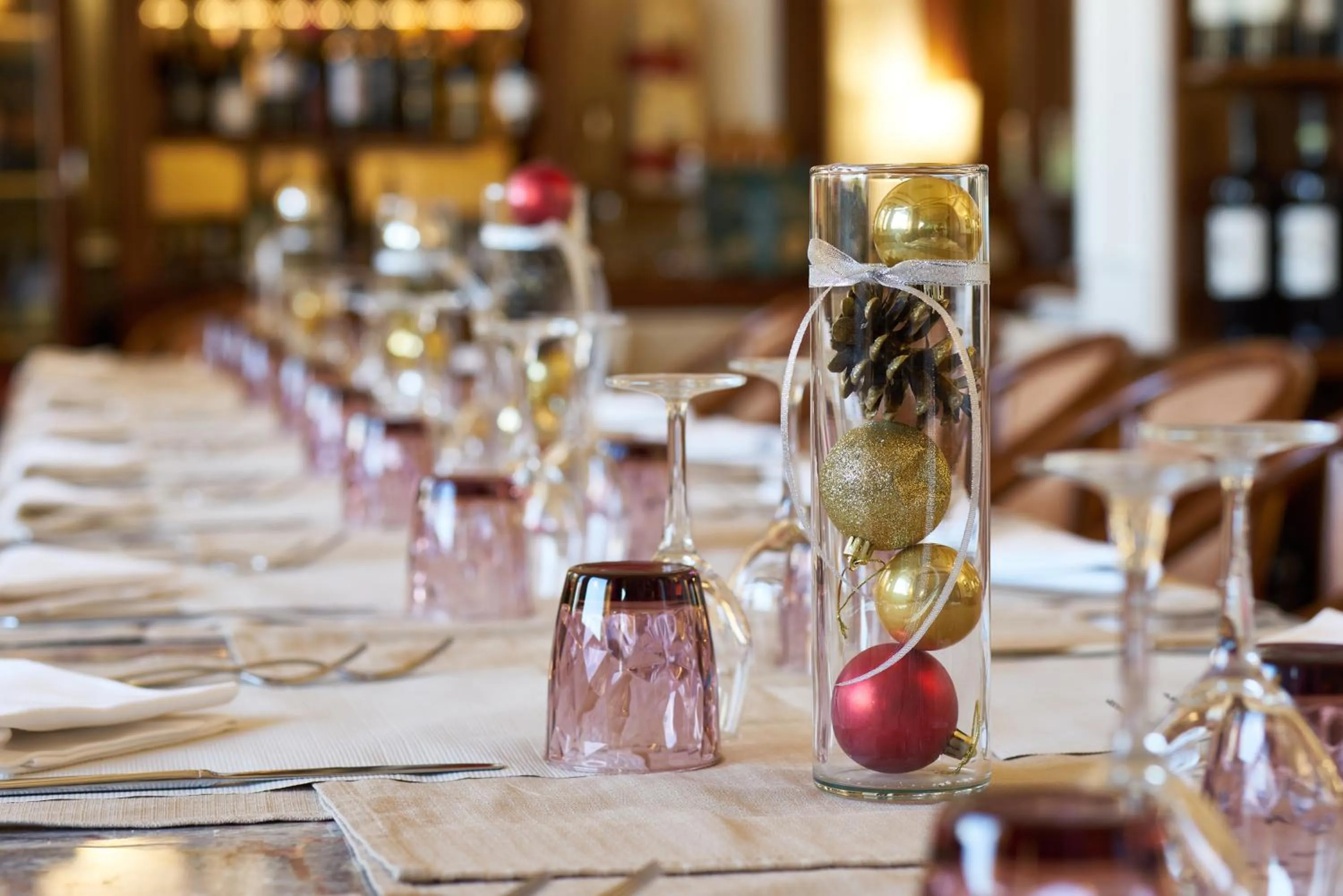 Restaurant/places to eat in Hotel Civita