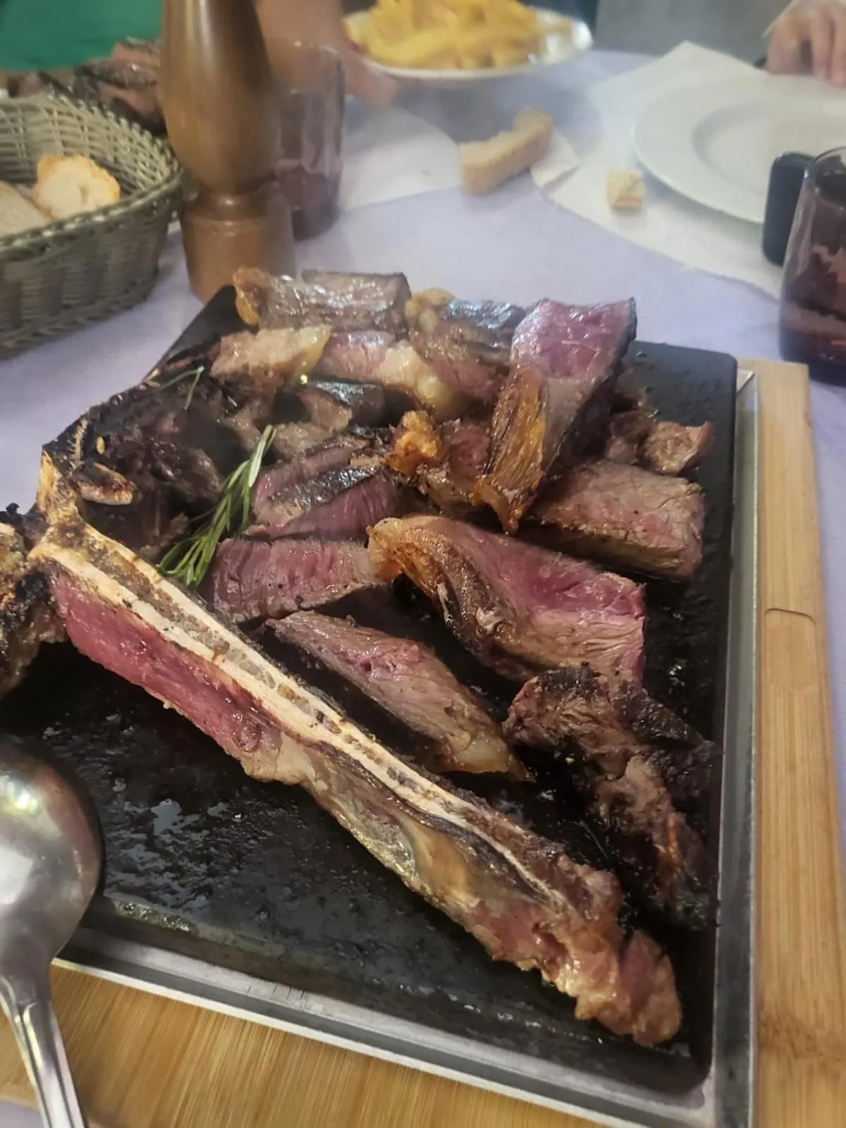 Restaurant/places to eat in Hotel Civita