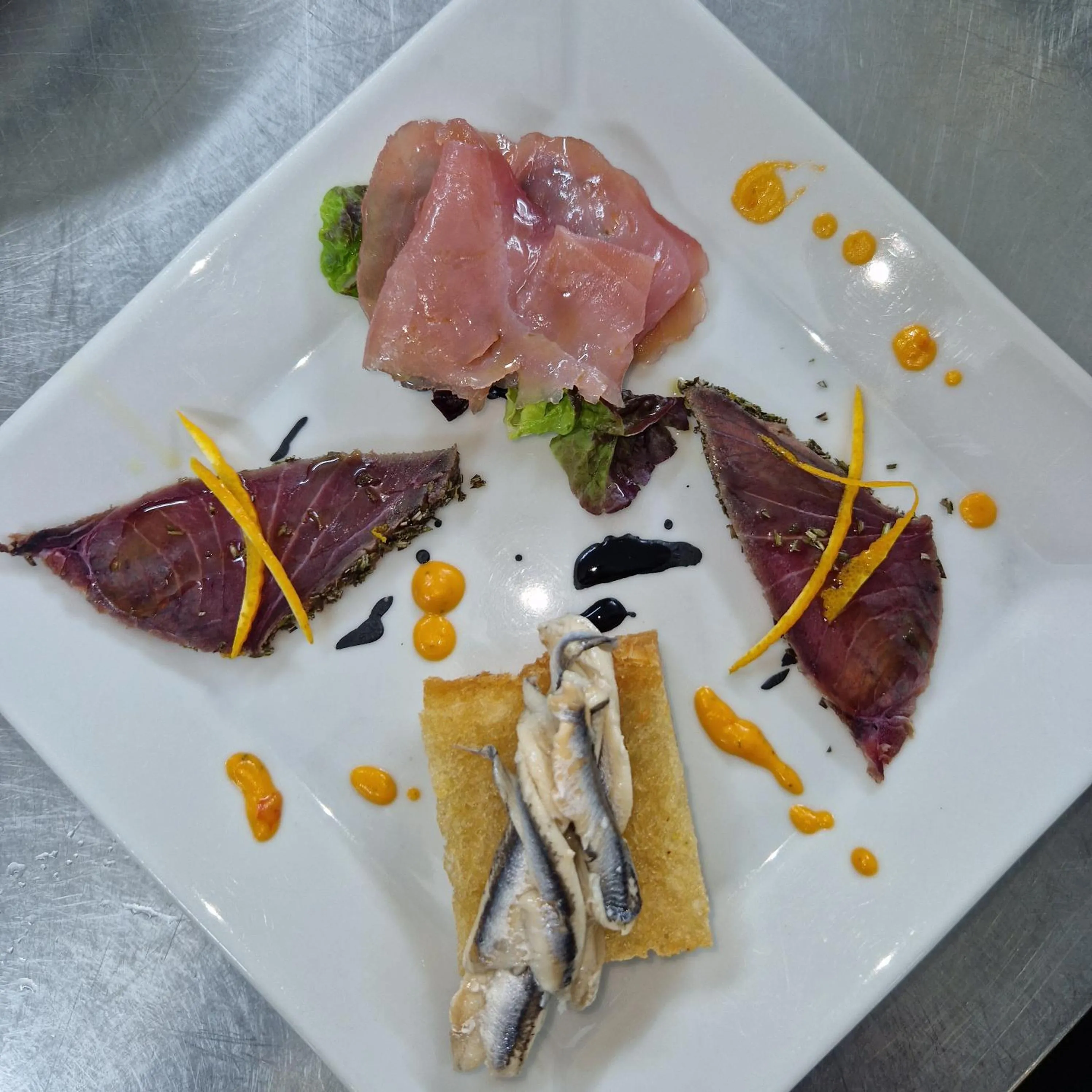 Restaurant/places to eat in Hotel Civita