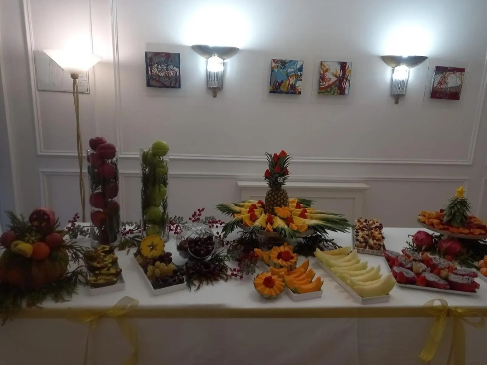 Restaurant/places to eat in Hotel Civita