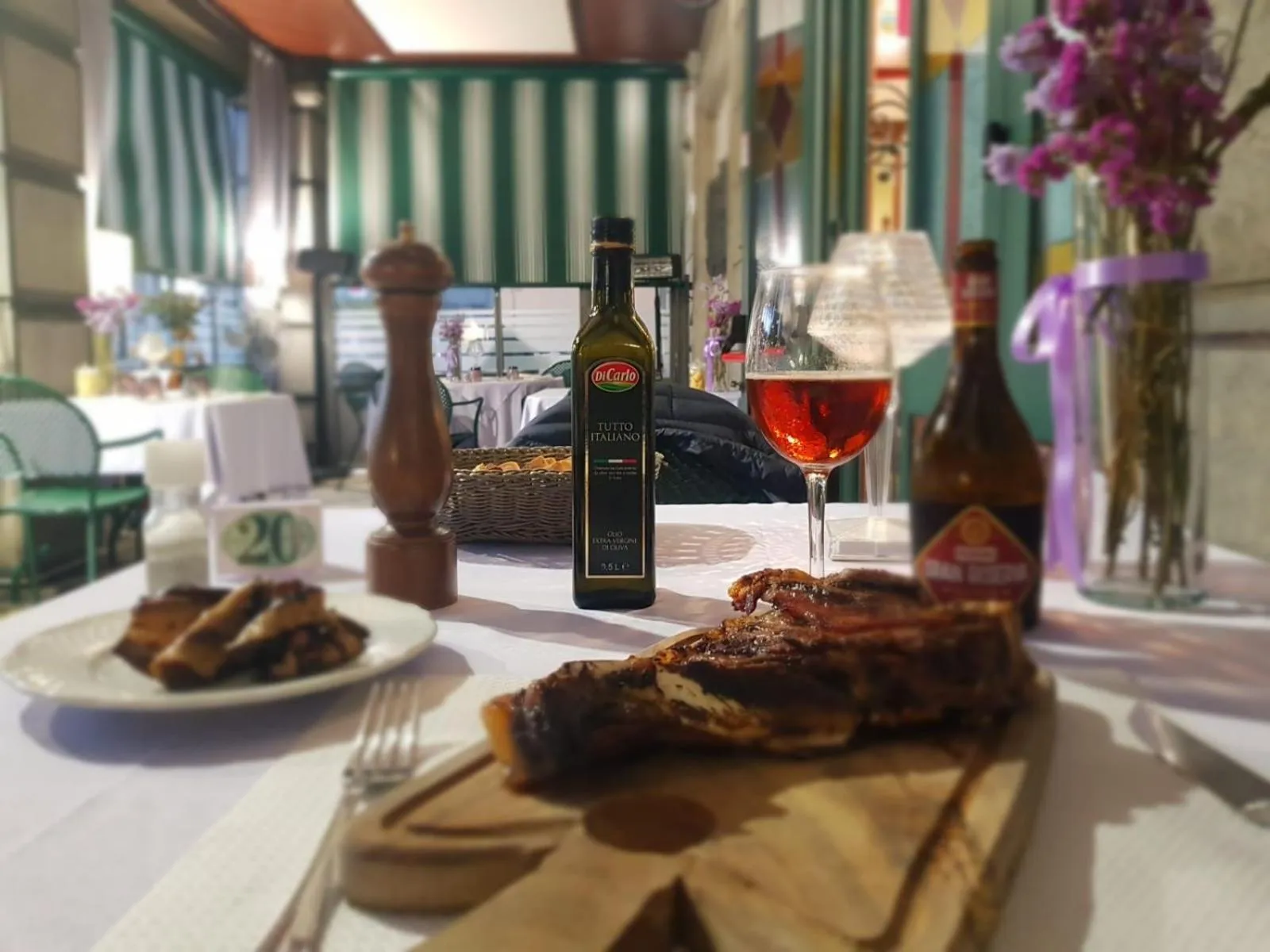 Restaurant/places to eat in Hotel Civita