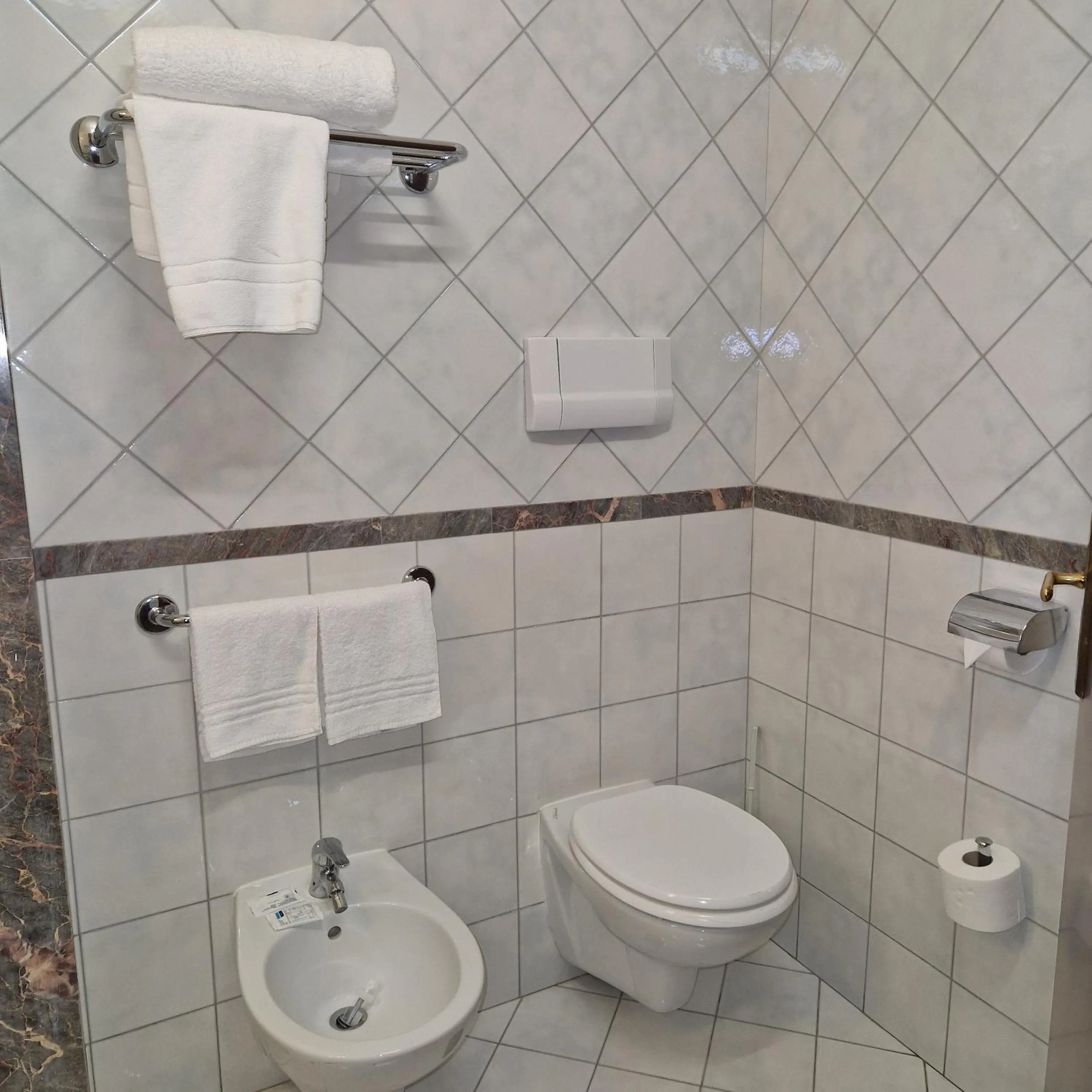 Toilet in Hotel Civita