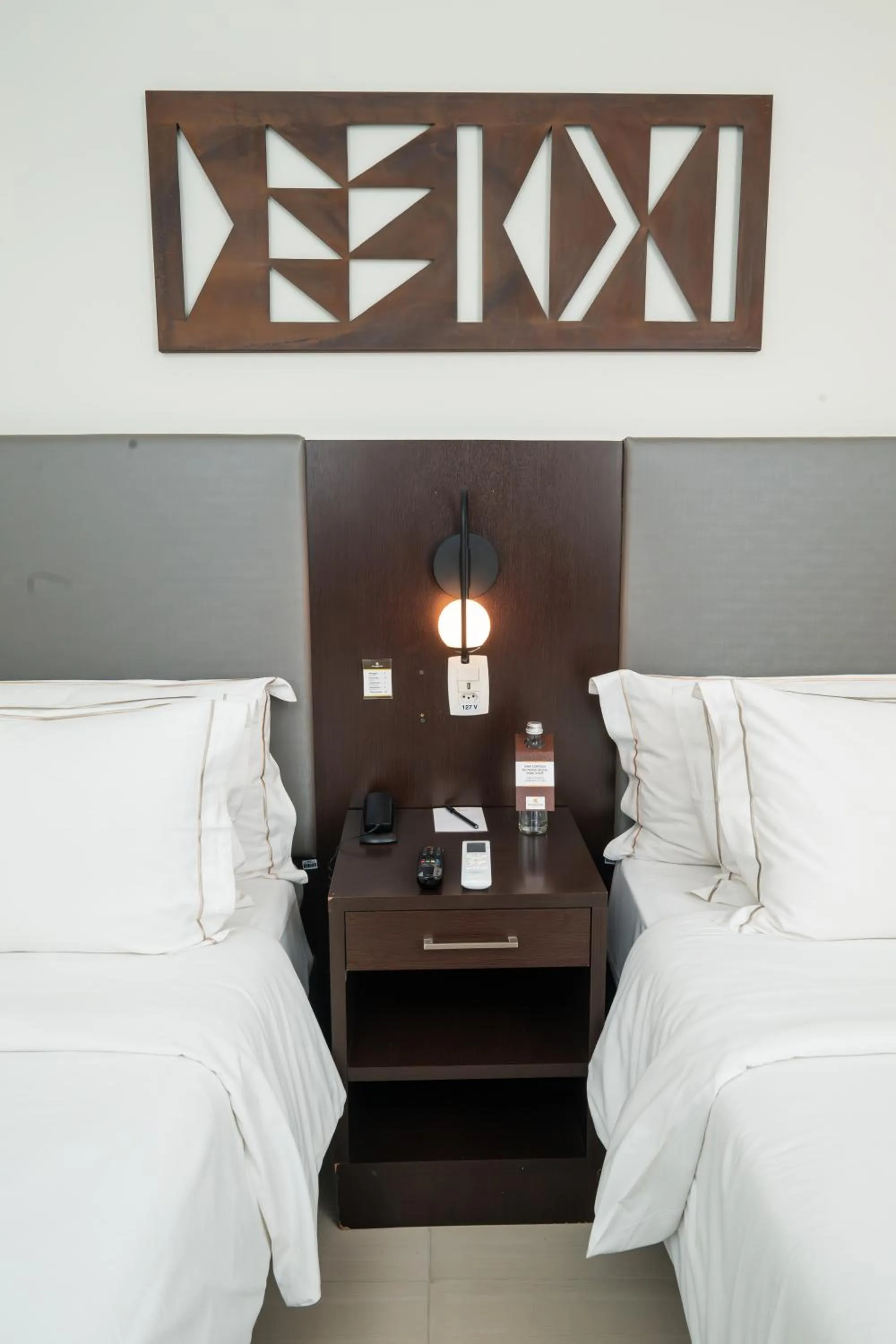 Bed in Royal Collection Paulista