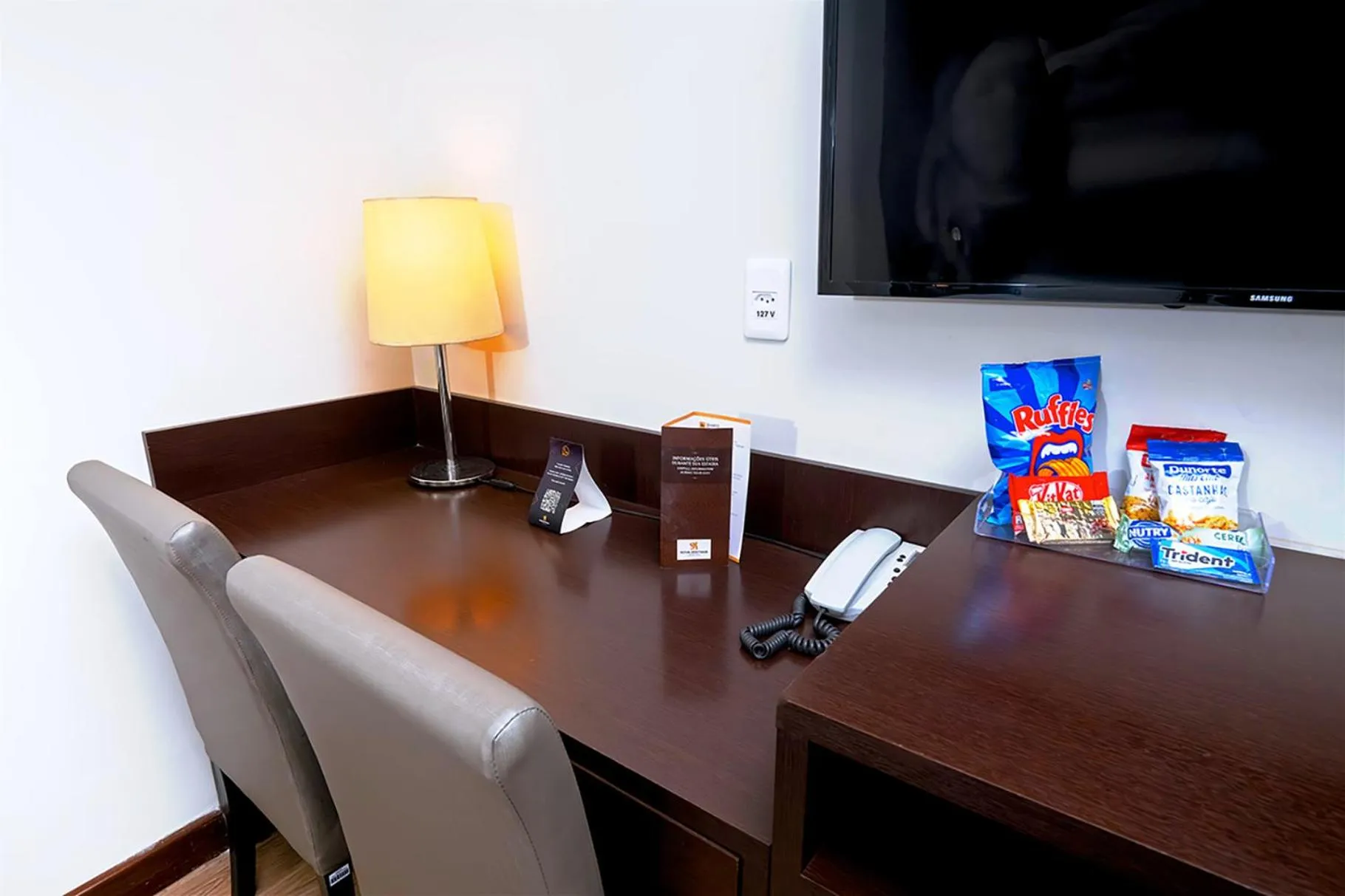 Communal lounge/ TV room in Royal Collection Paulista