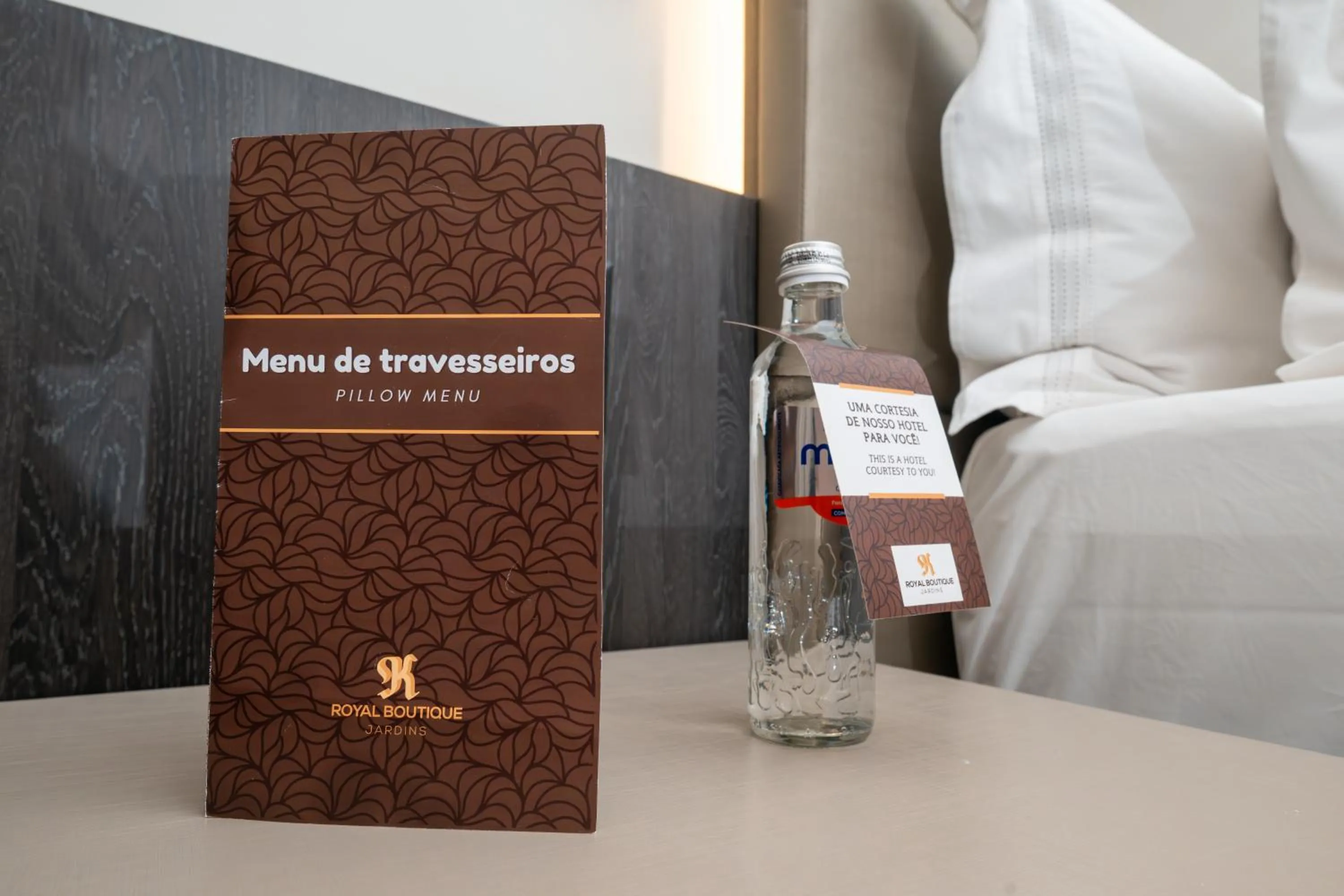 Bed in Royal Collection Paulista