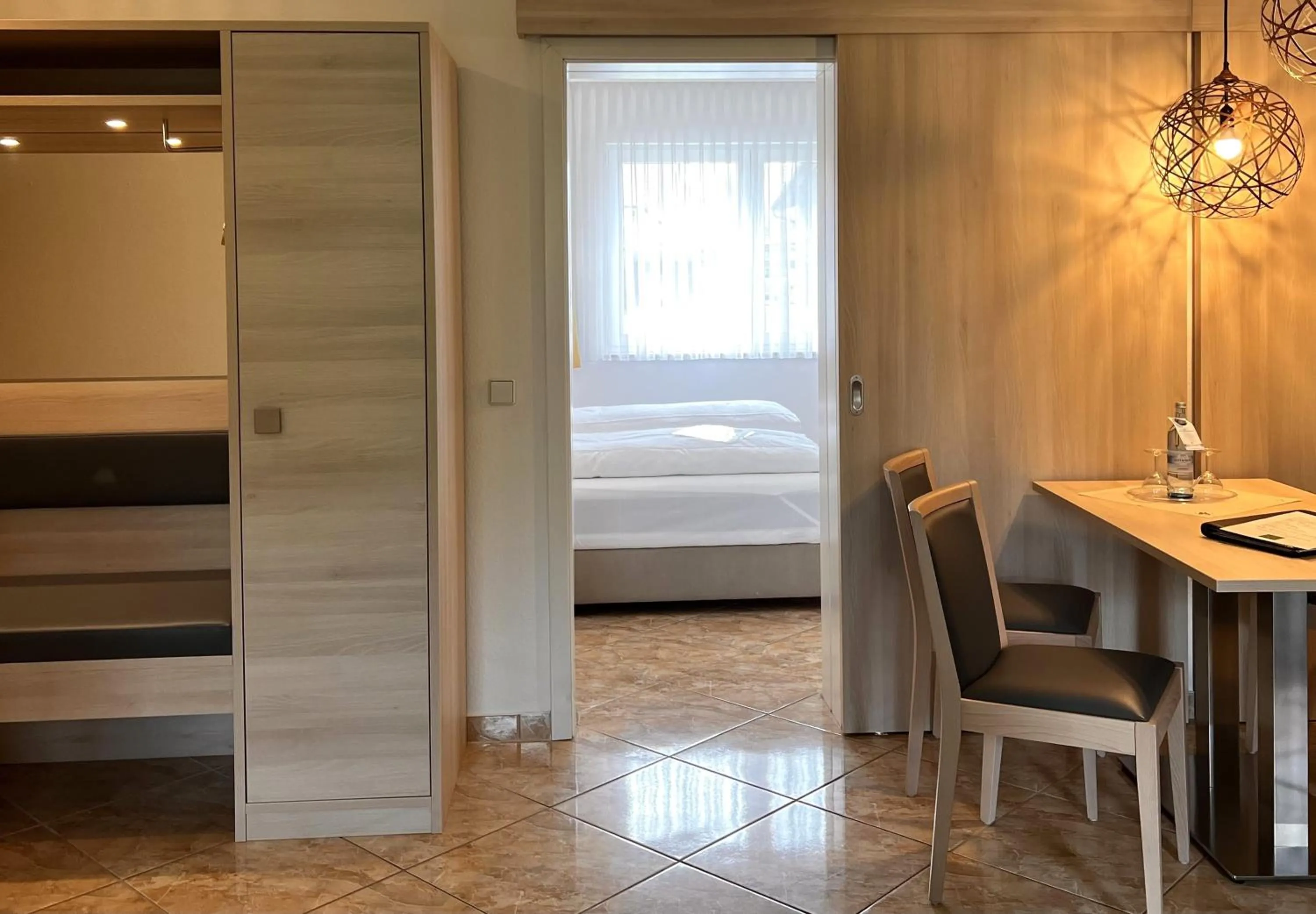 Seating area, Bed in Flair Seehotel Zielow