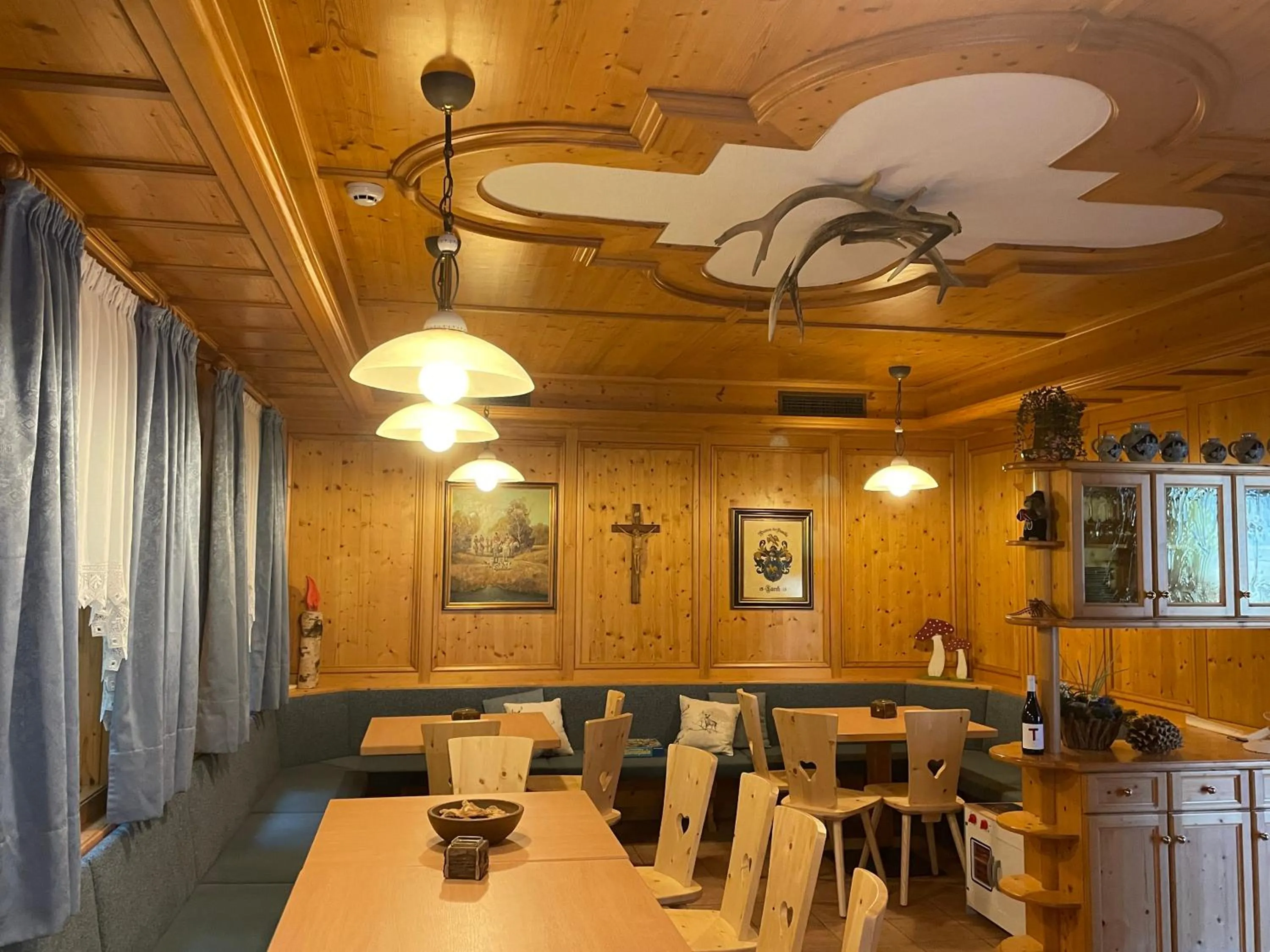 Lounge or bar in Hotel Larch
