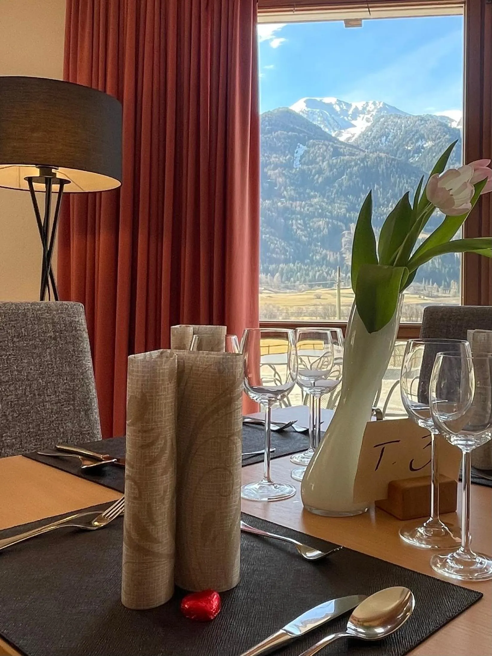 Dining area in Hotel Larch