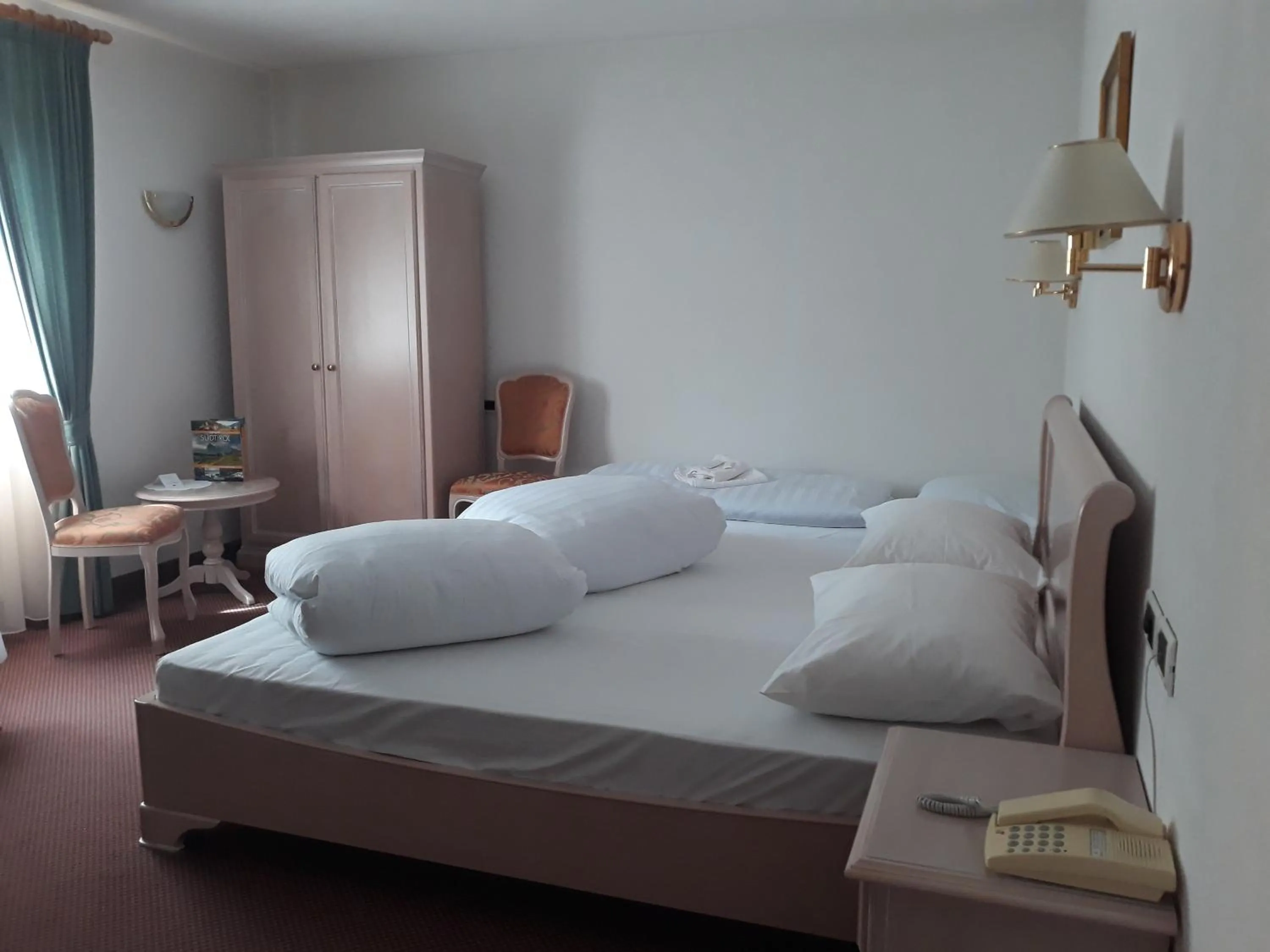 Bed in Hotel Larch