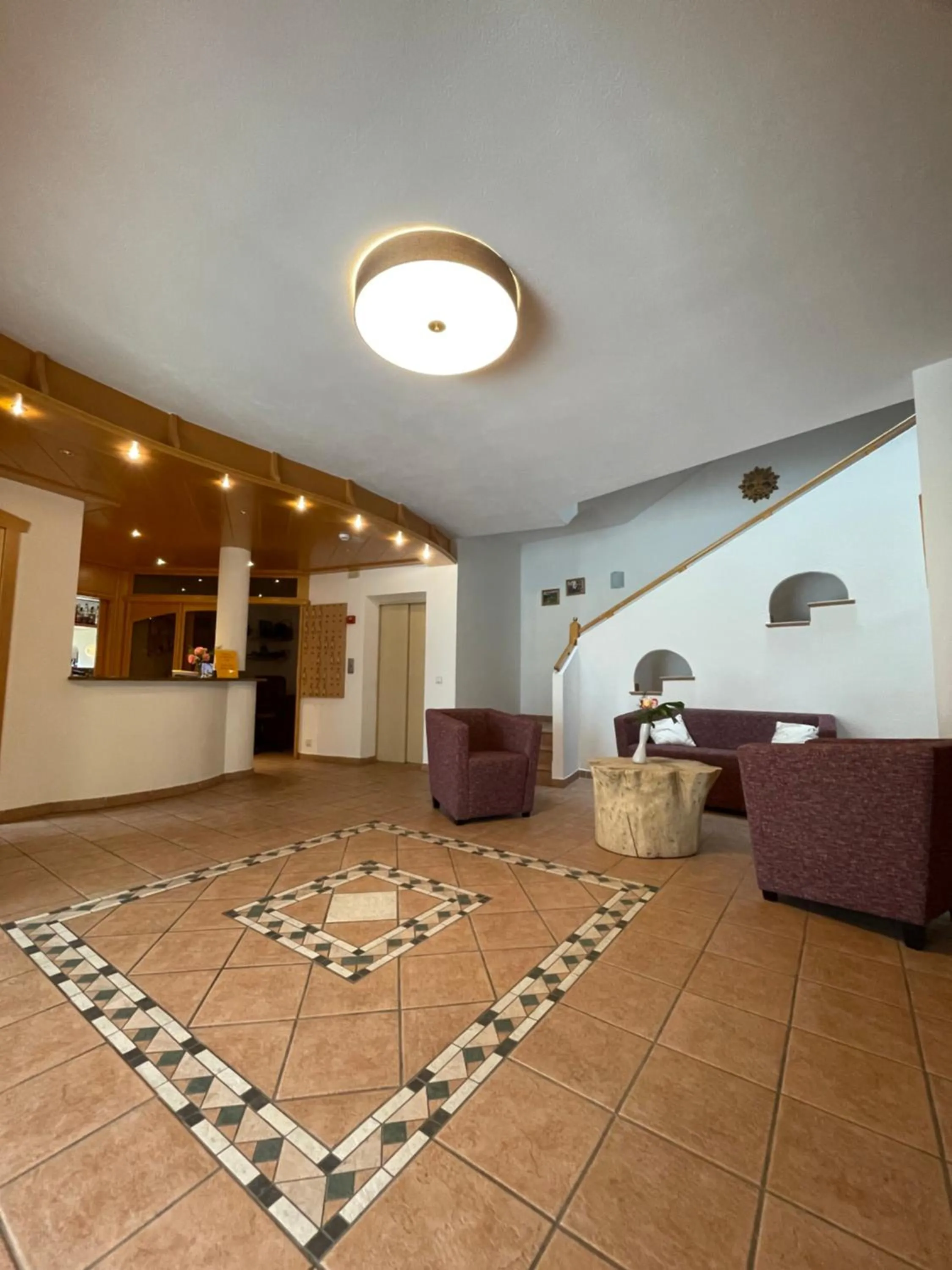 Lobby or reception in Hotel Larch