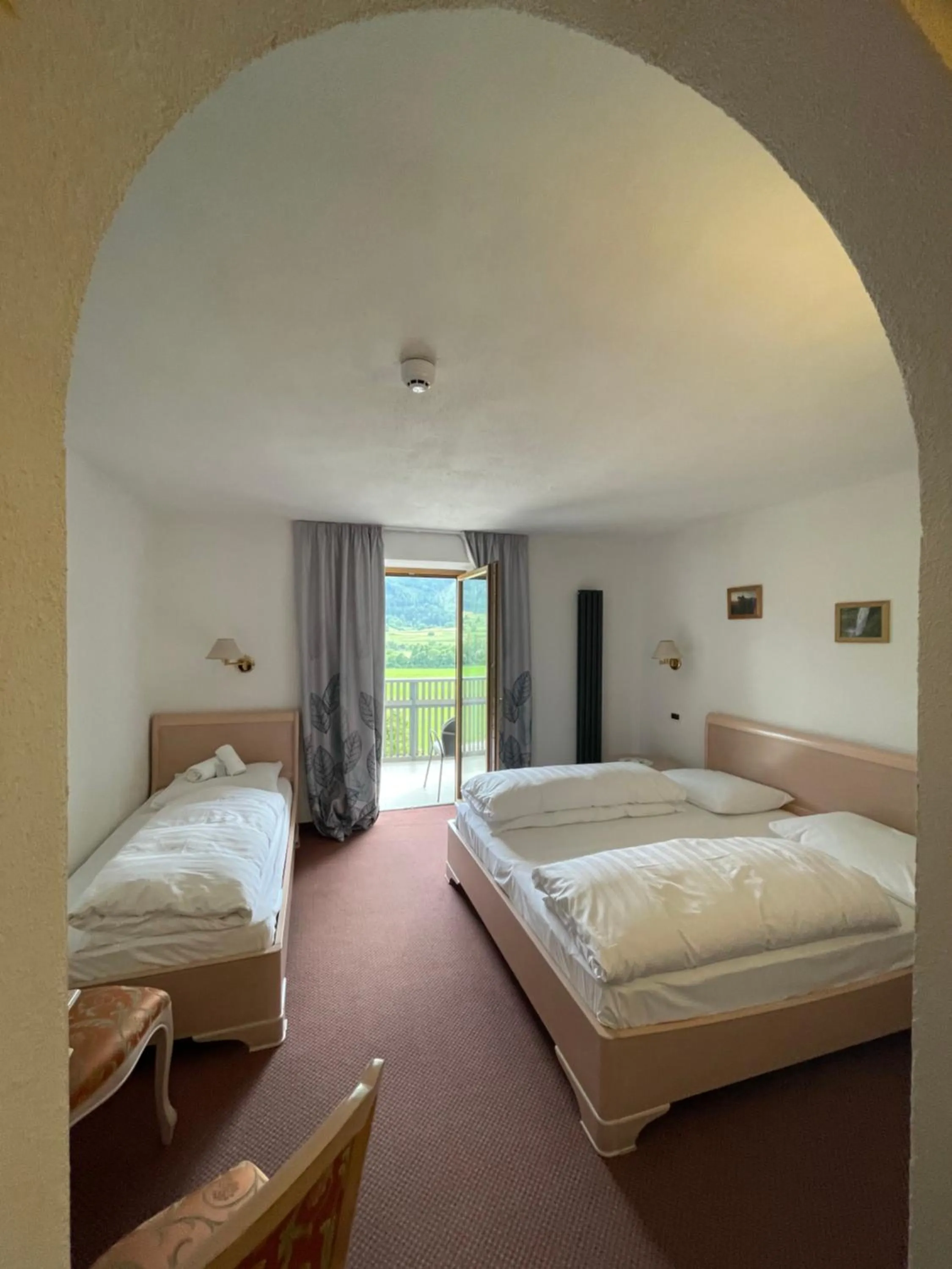 Photo of the whole room, Bed in Hotel Larch