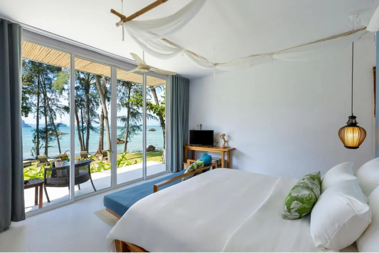 View (from property/room), Bed in Krabi Home Resort