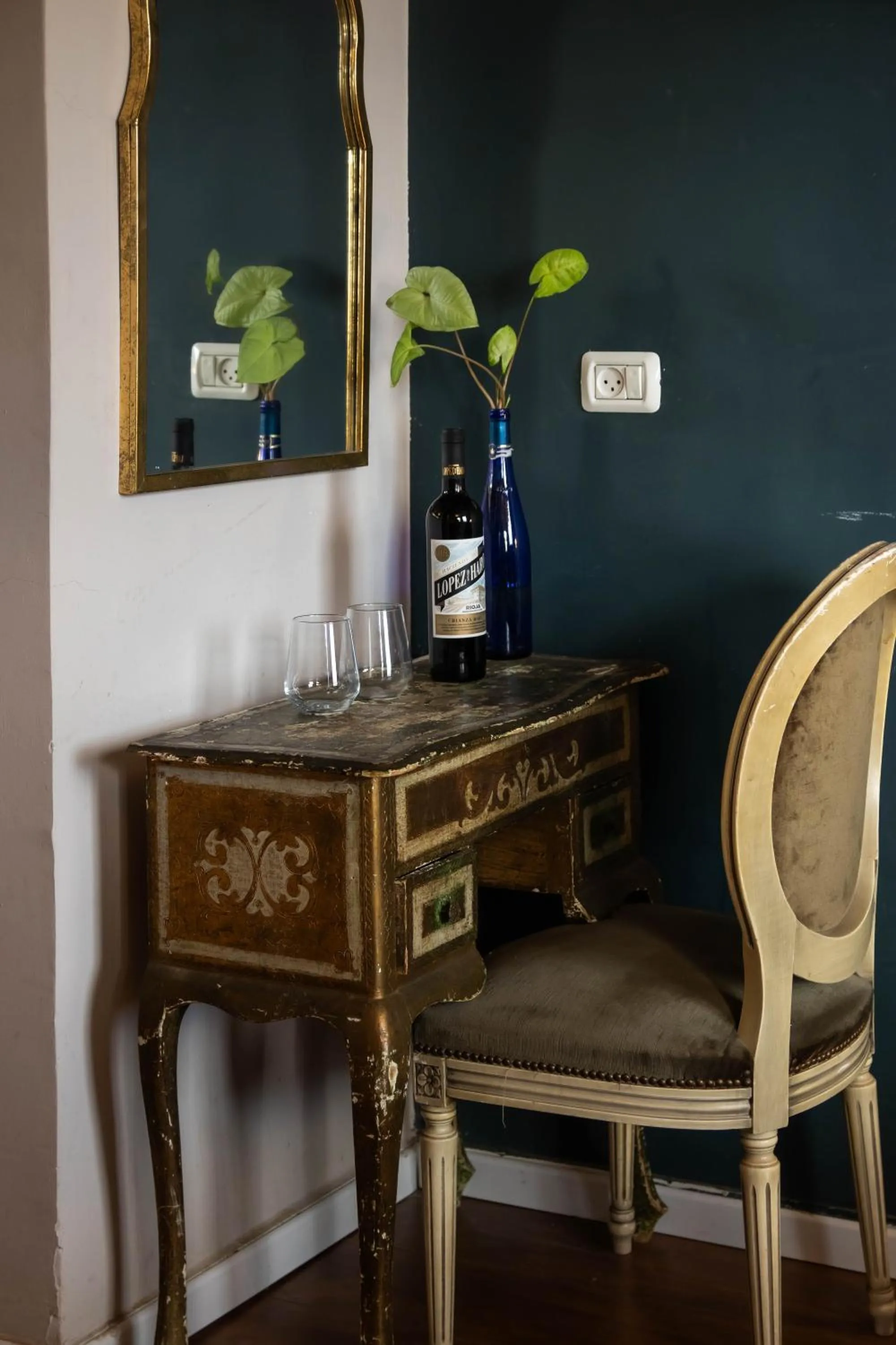 Seating area in Beit Oren Hotel