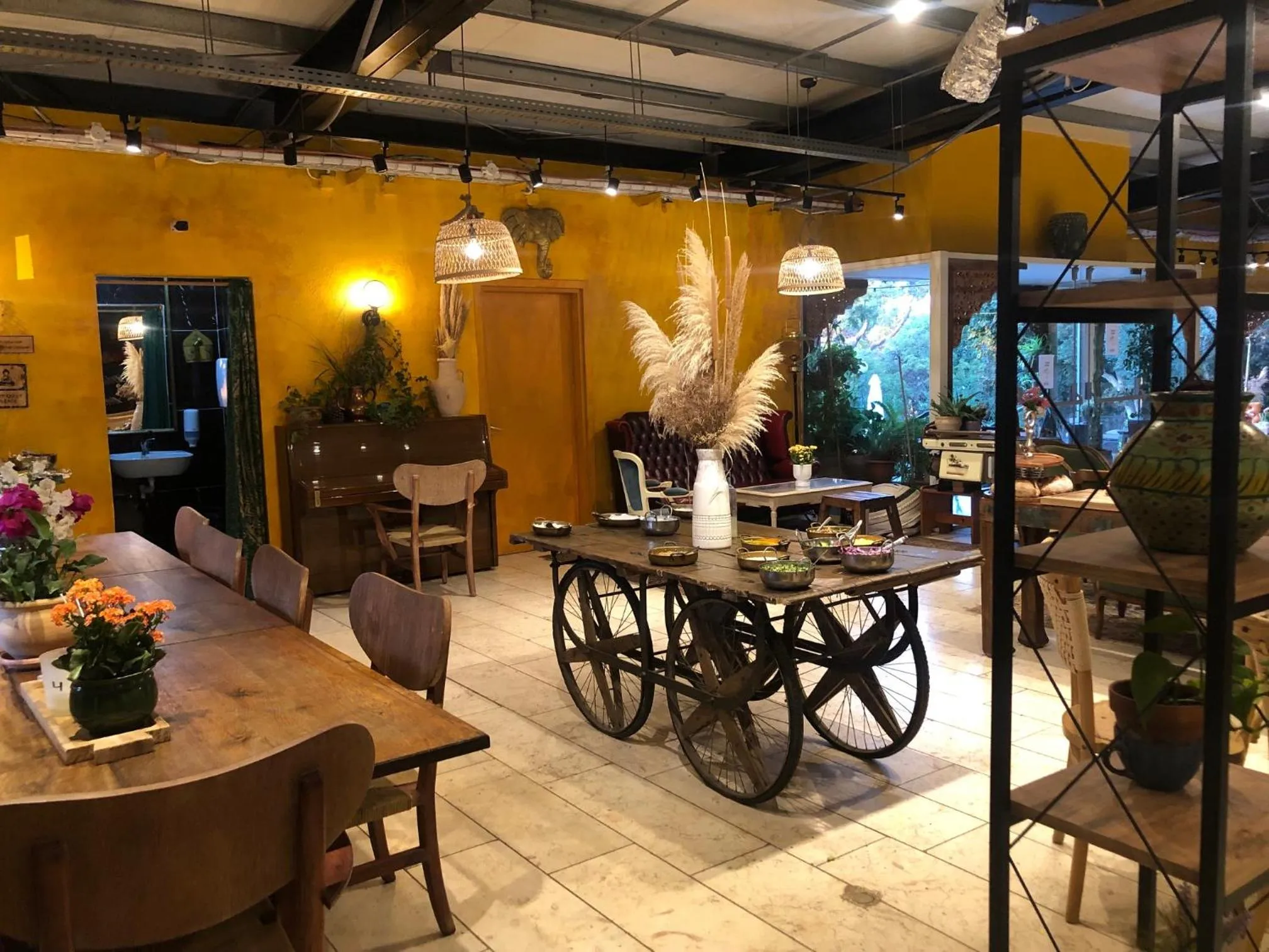 Living room in Beit Oren Hotel