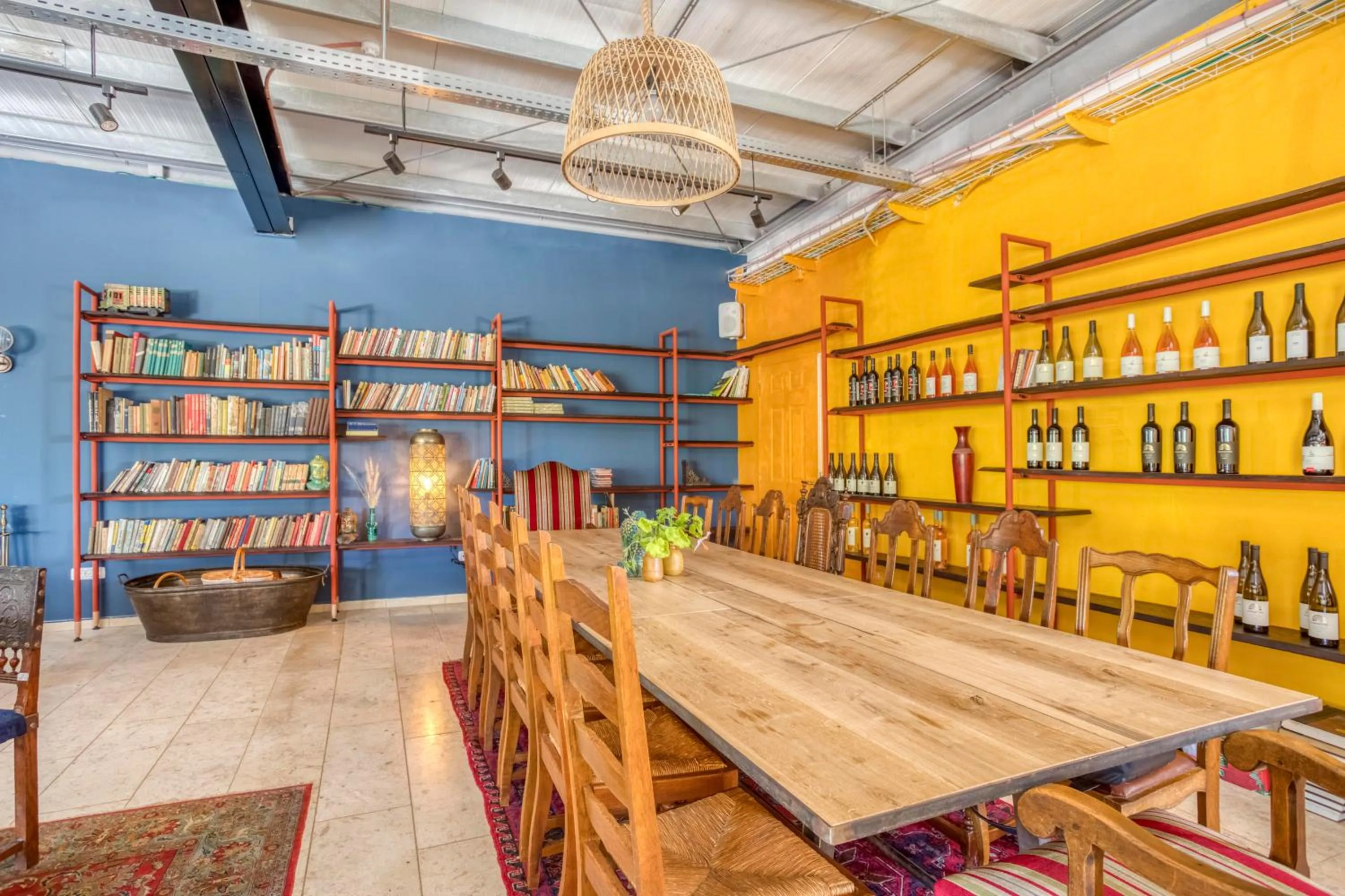 Restaurant/places to eat in Beit Oren Hotel