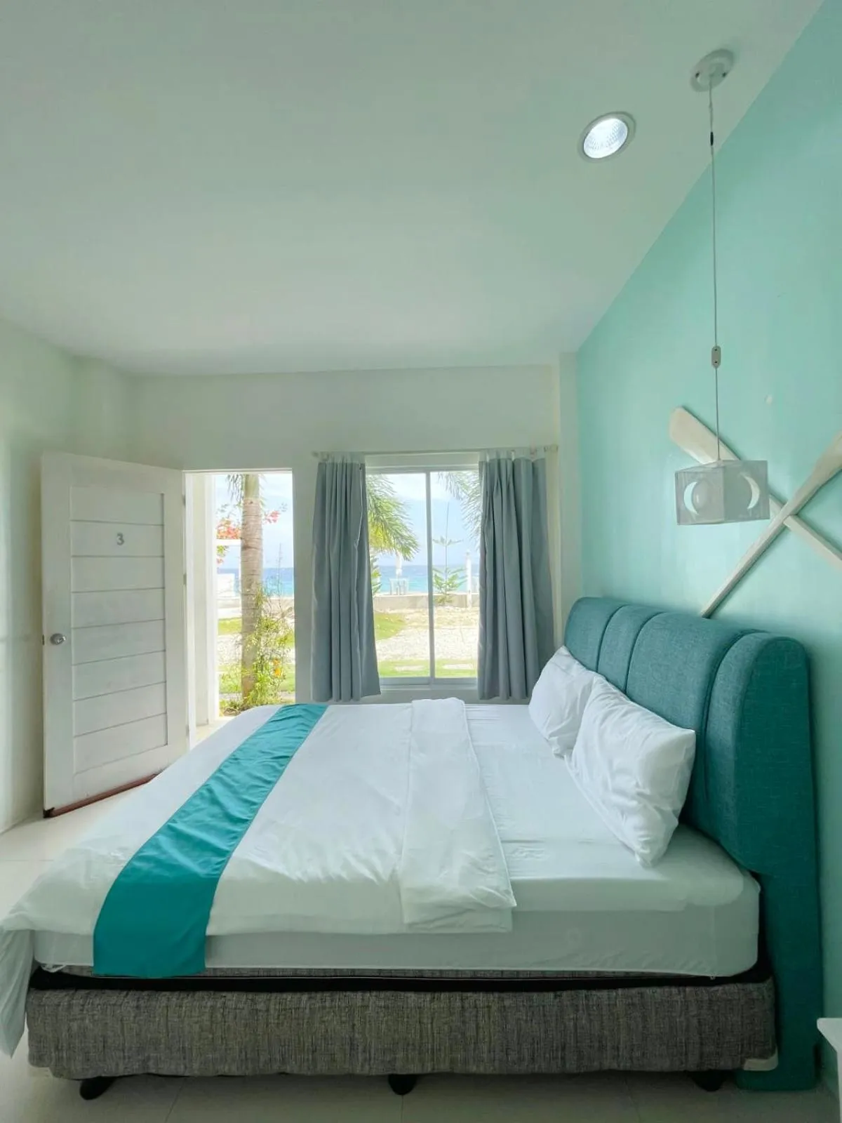 Bedroom, Bed in Seascape Beach Resort Oslob