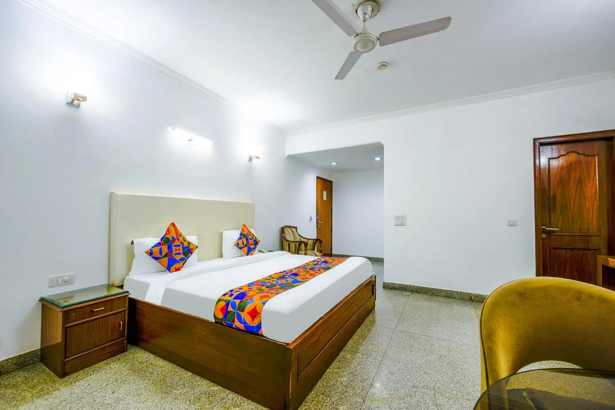 Suite - single occupancy in Hotel Exotica Leisure Valley, Gurgaon Suite - single occupancy in Hotel Exotica Leisure Valley, Gurgaon