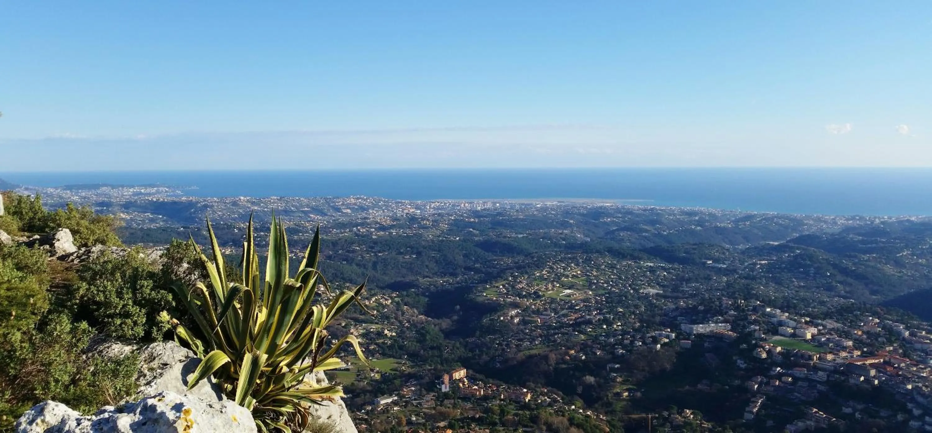 Hiking in Gite les Citronniers