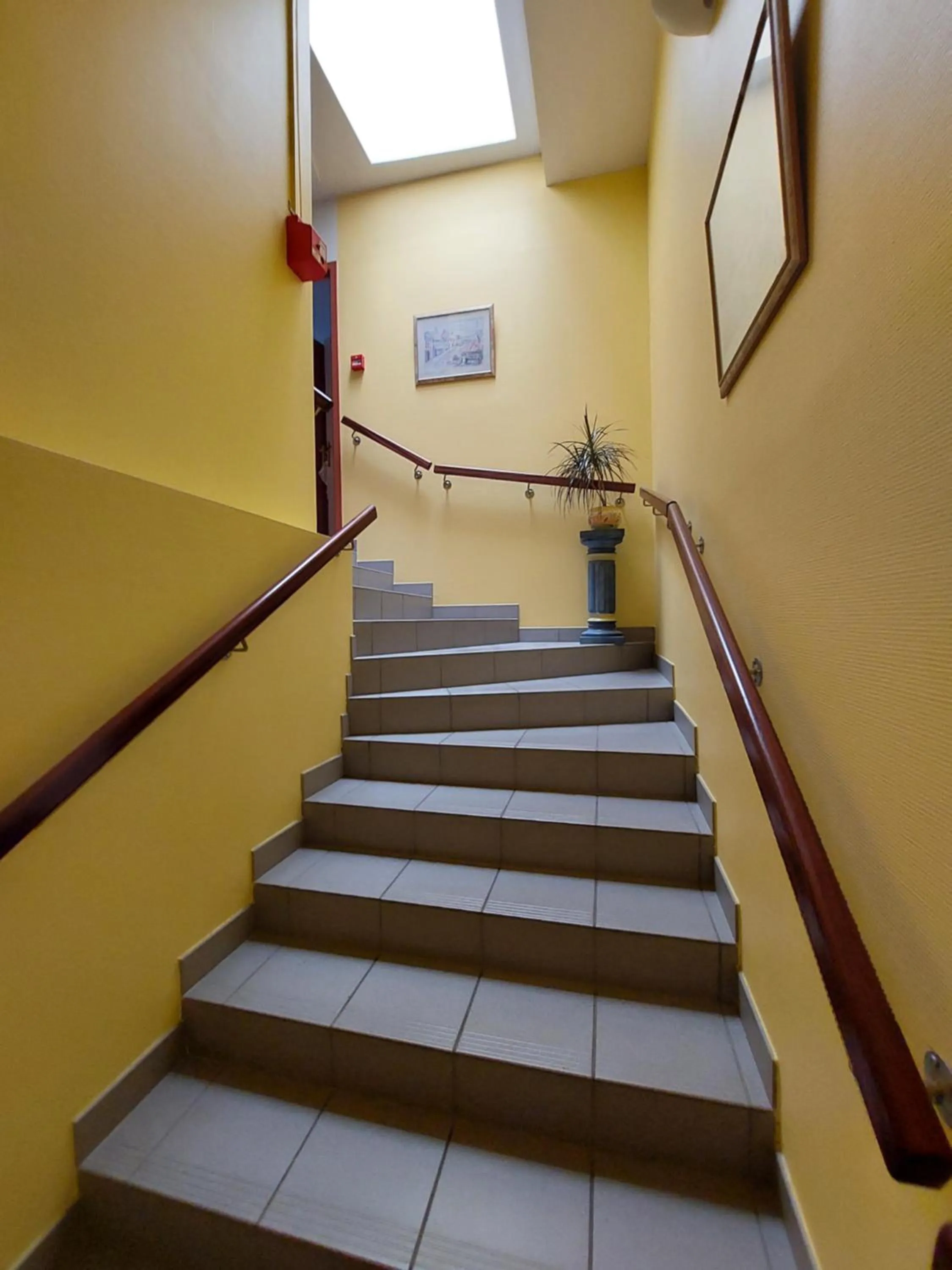 Logis Hotels - Le relais des deux vallées - Hôtel et restaurant