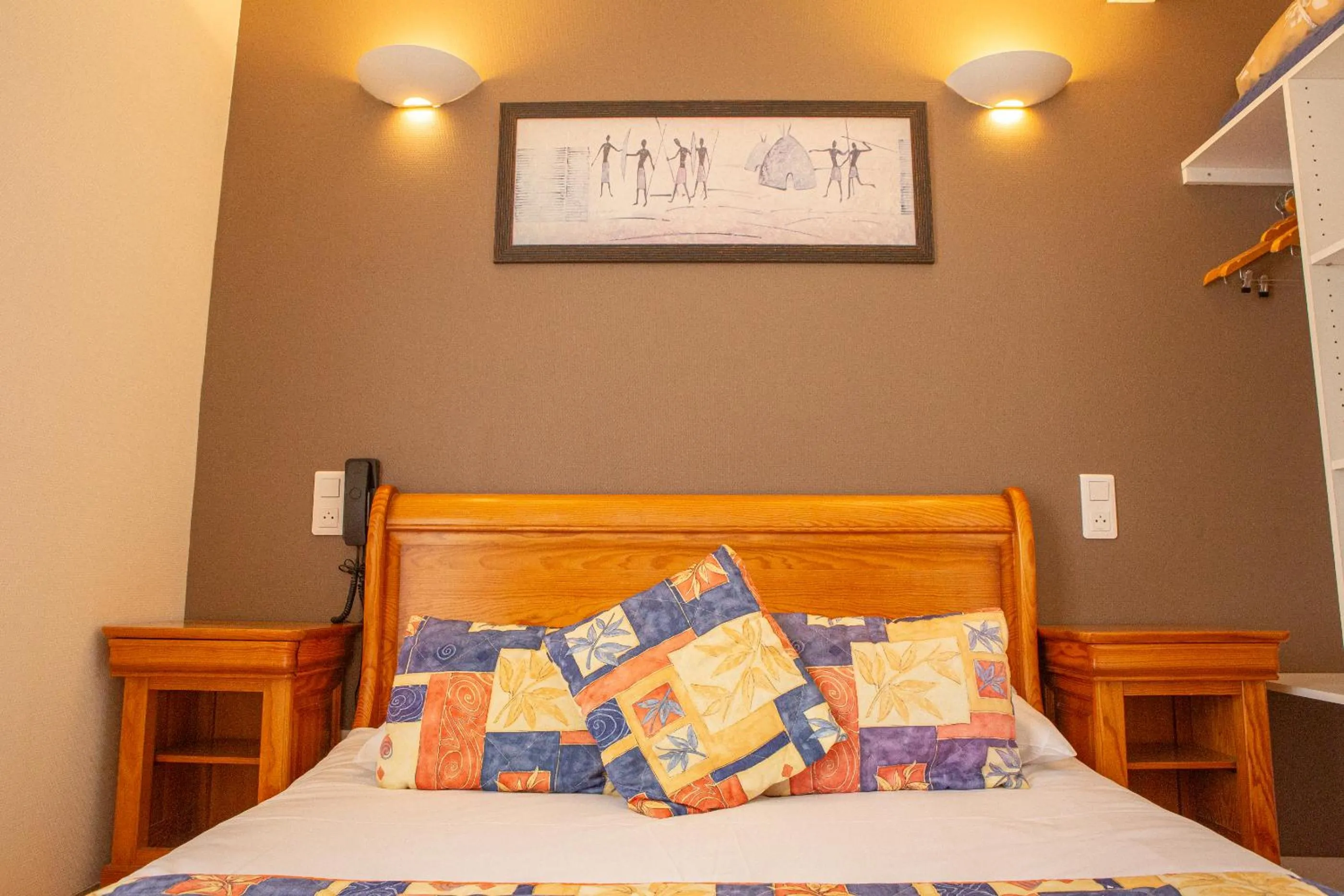 Bed in Logis Hotels - Le relais des deux vallées - Hôtel et restaurant