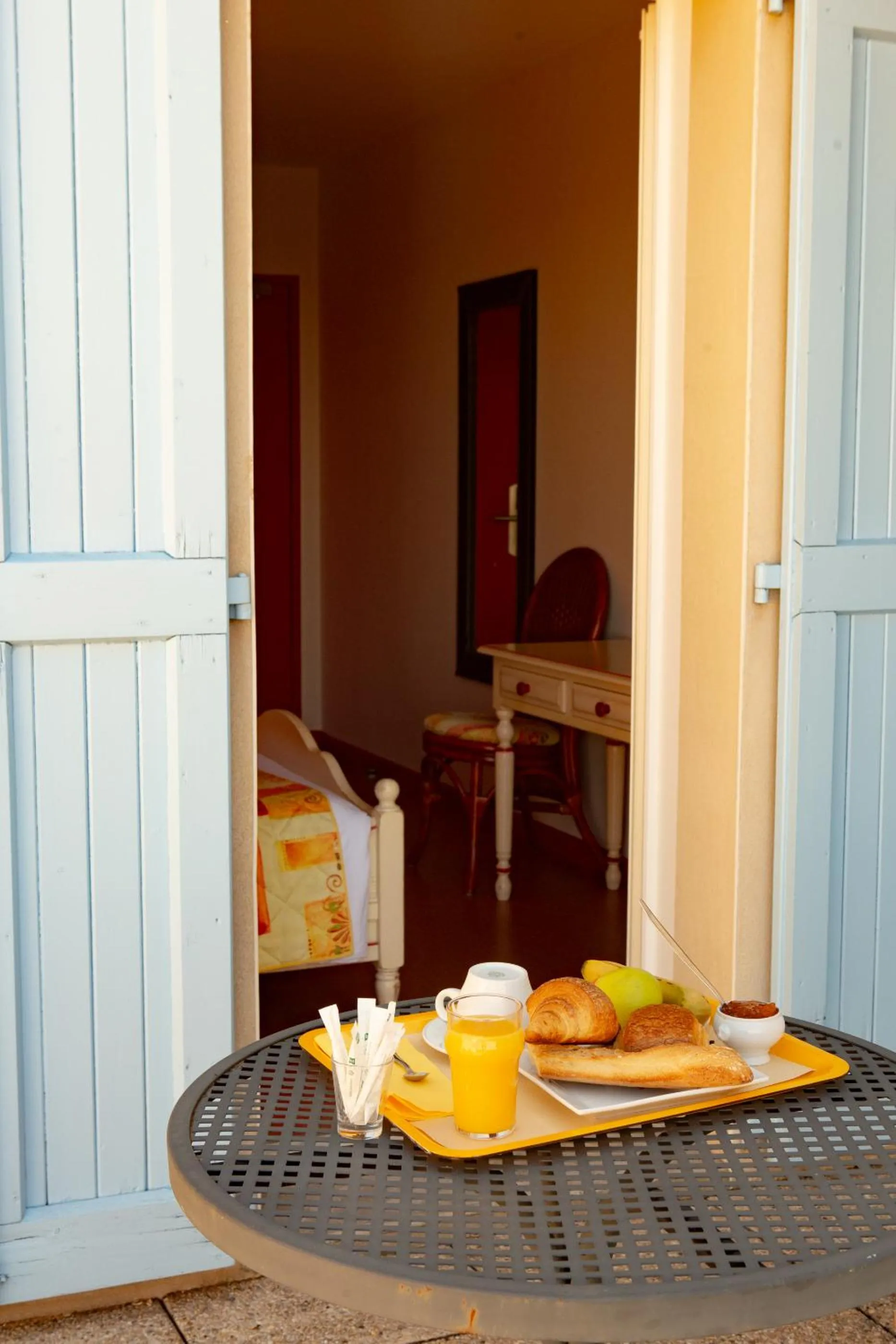 Logis Hotels - Le relais des deux vallées - Hôtel et restaurant